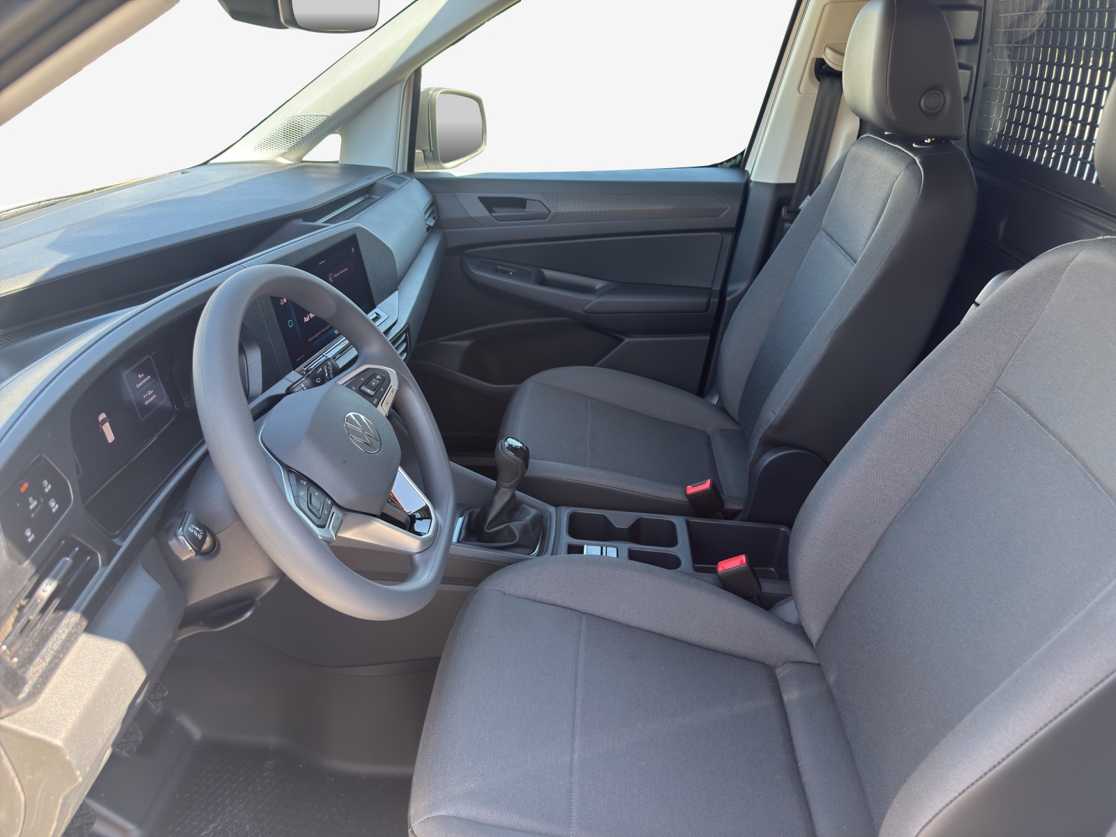 VW Caddy Cargo 2.0TDI Maxi 4Motion-image-7