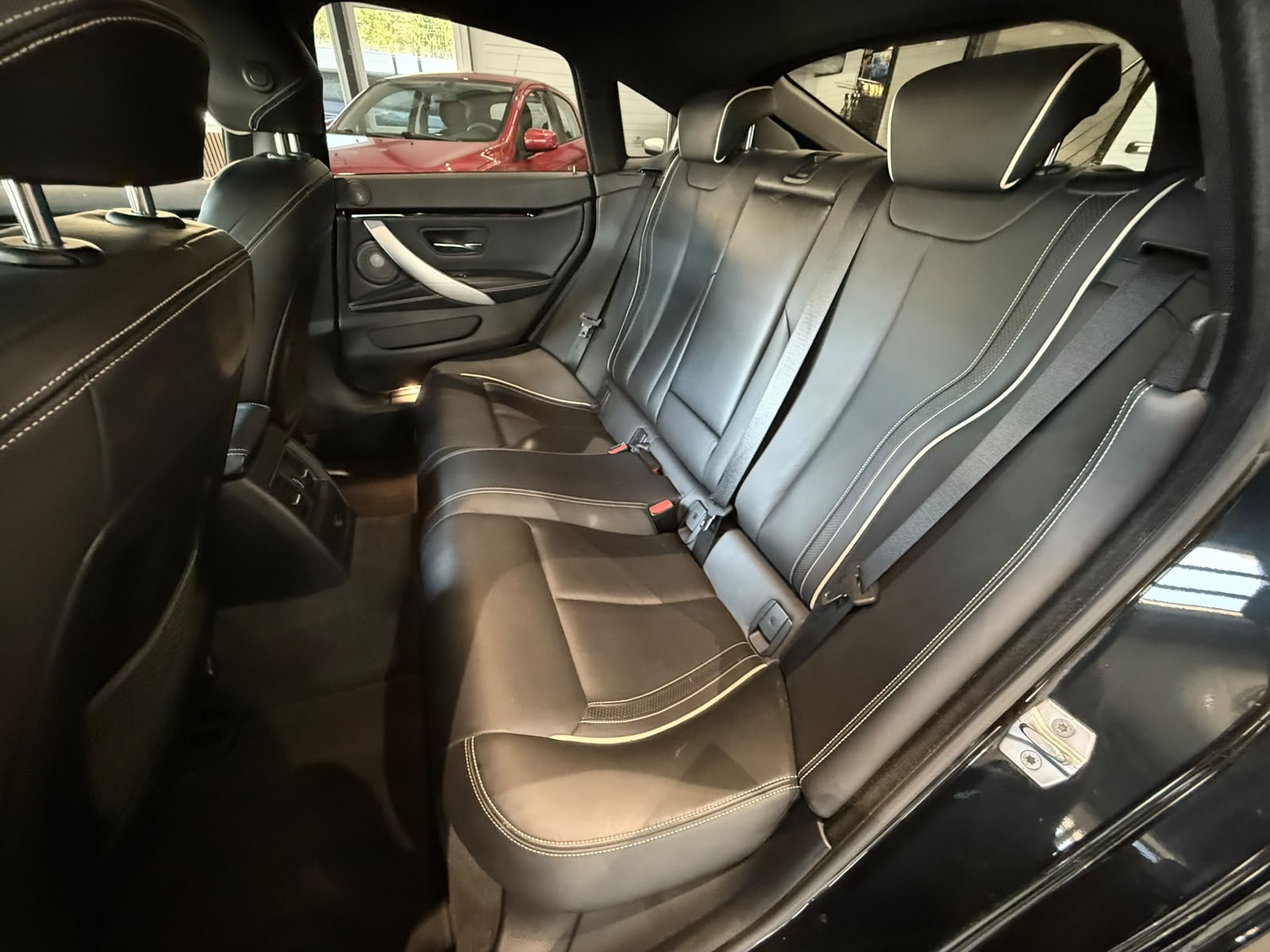 BMW 440i Gran Coupé xDrive M Sport Steptronic-image-9