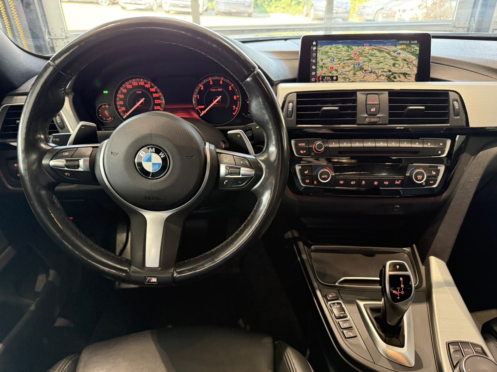BMW 440i Gran Coupé xDrive M Sport Steptronic-image-11