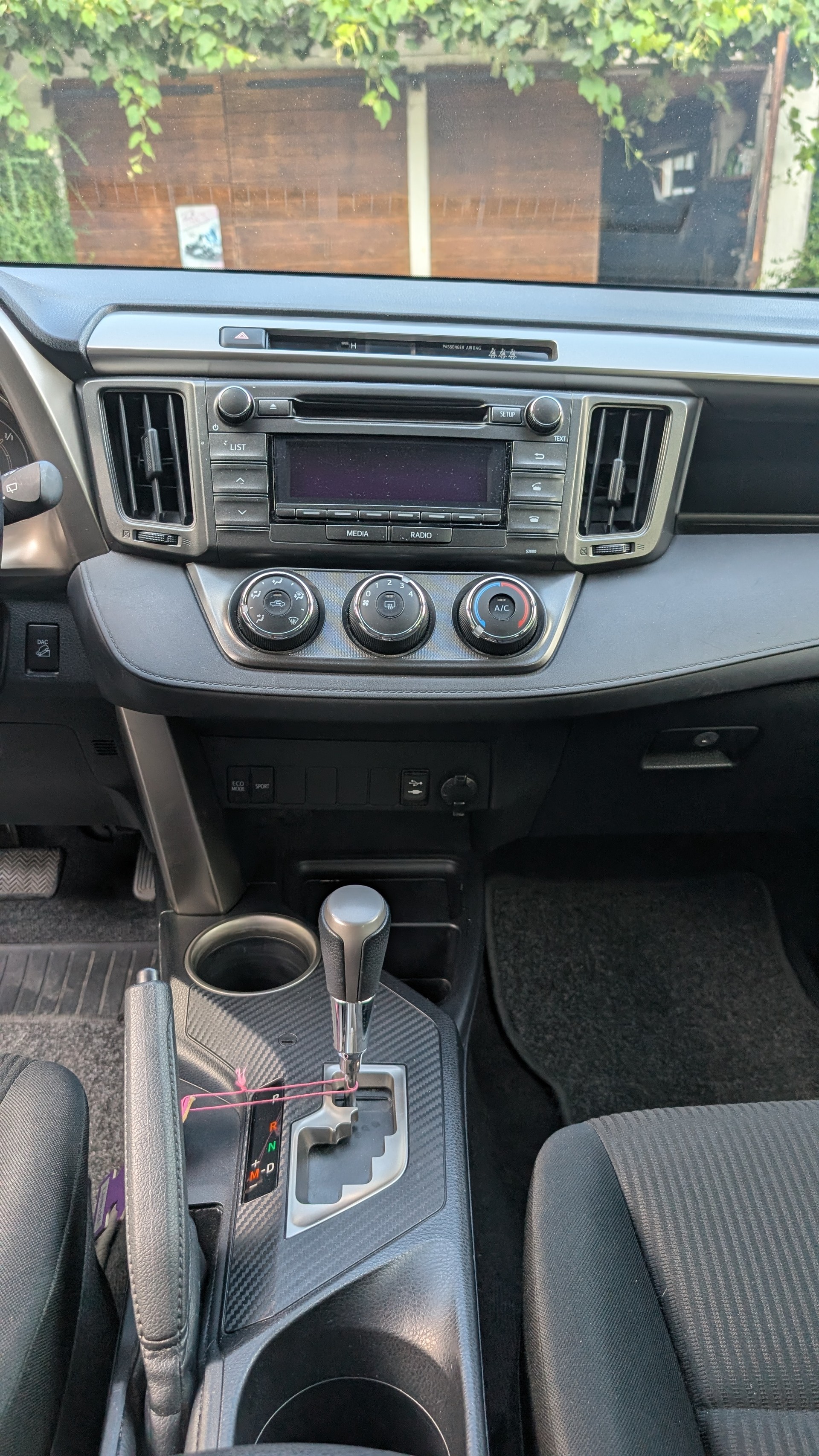 TOYOTA 2.0i VMa Style MdS-image-4