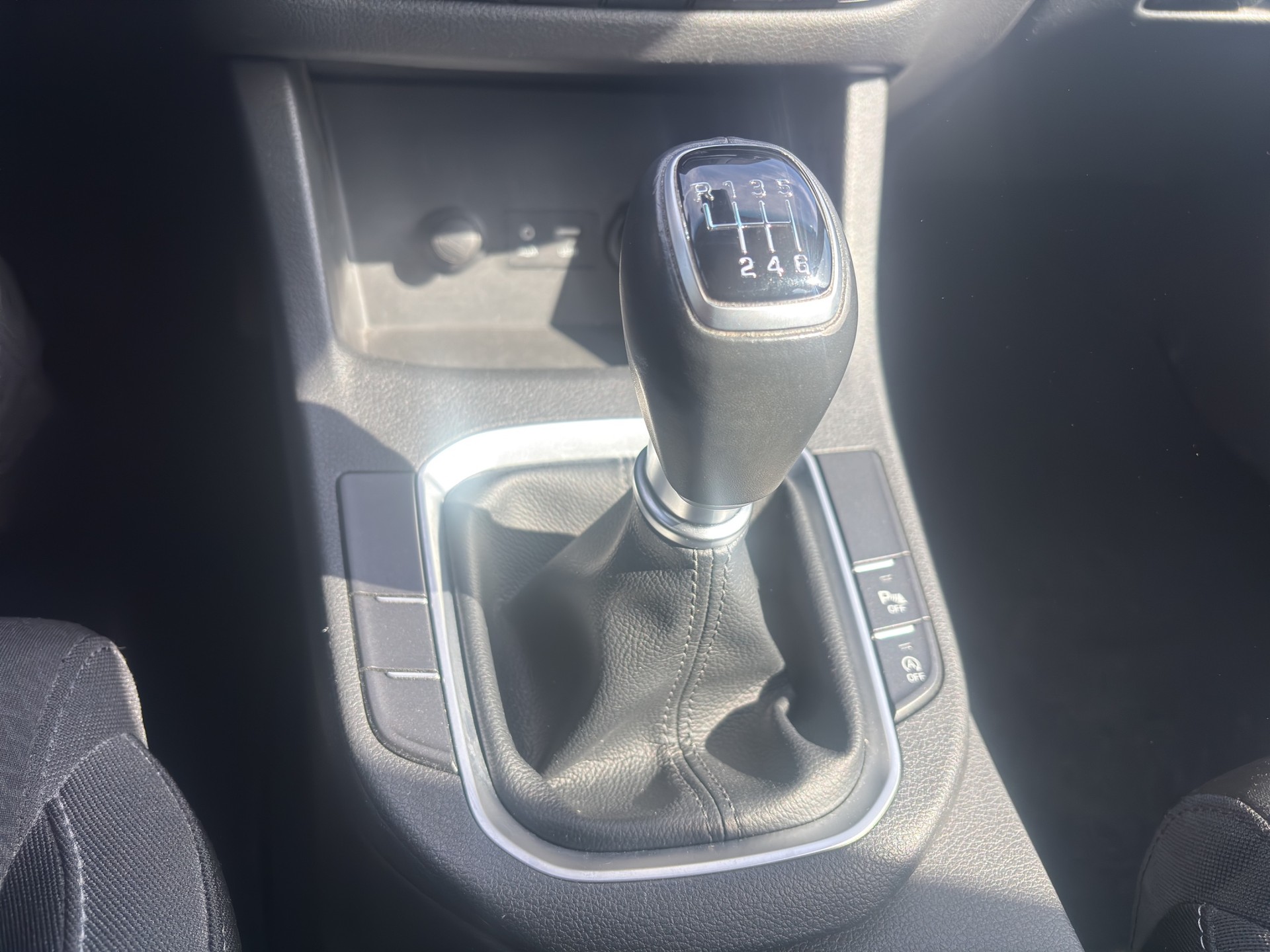 HYUNDAI i30 1.0 T-GDi Origo-image-14