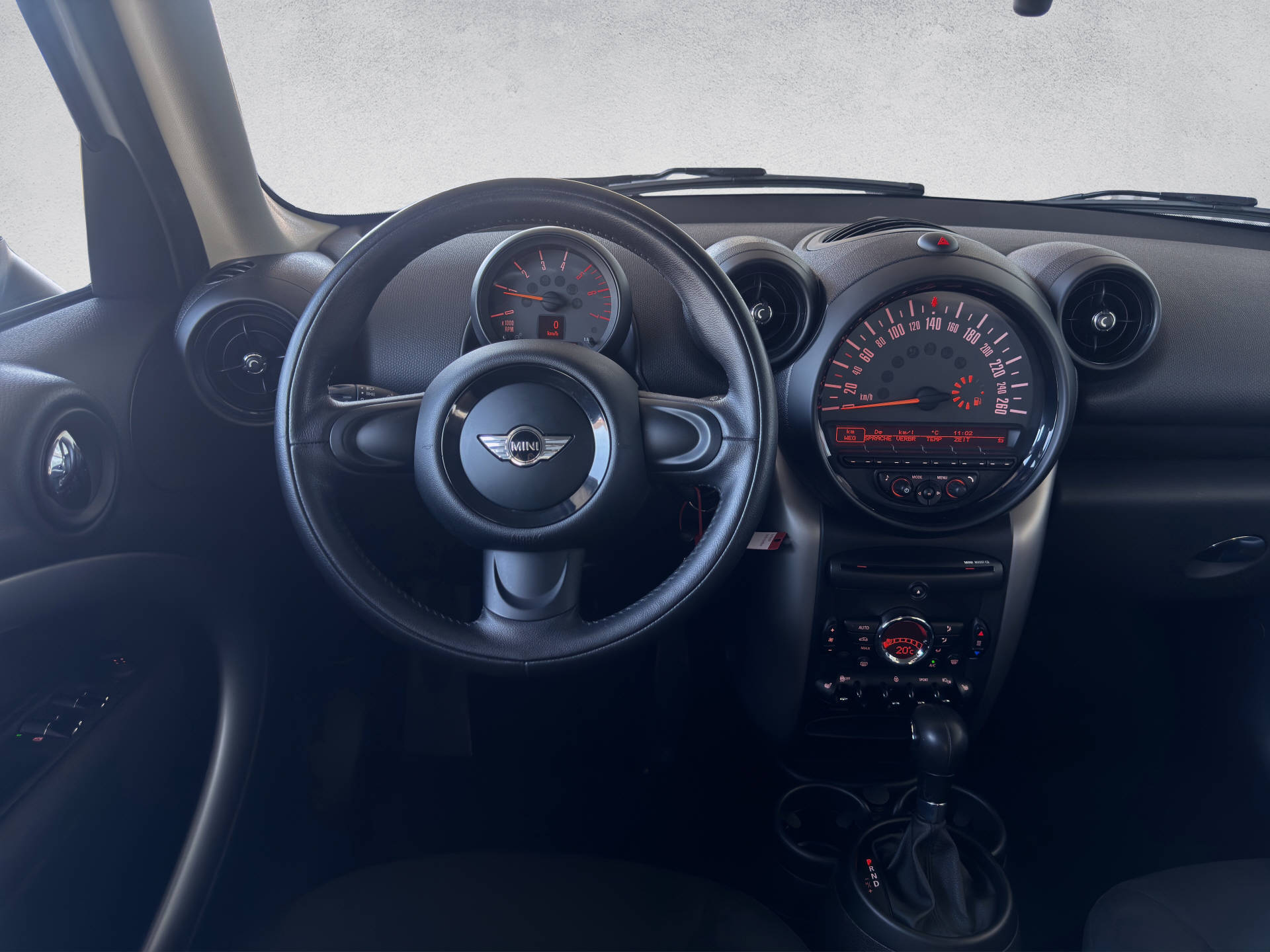 MINI Countryman R60 2.0 D Cooper AL-image-14