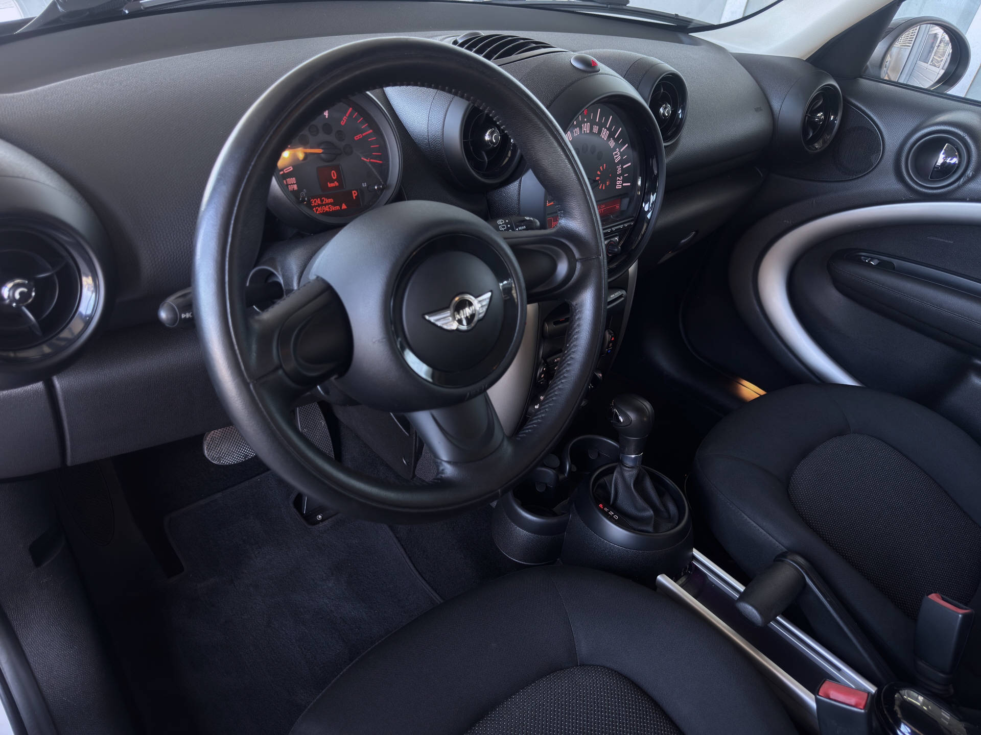 MINI Countryman R60 2.0 D Cooper AL-image-12