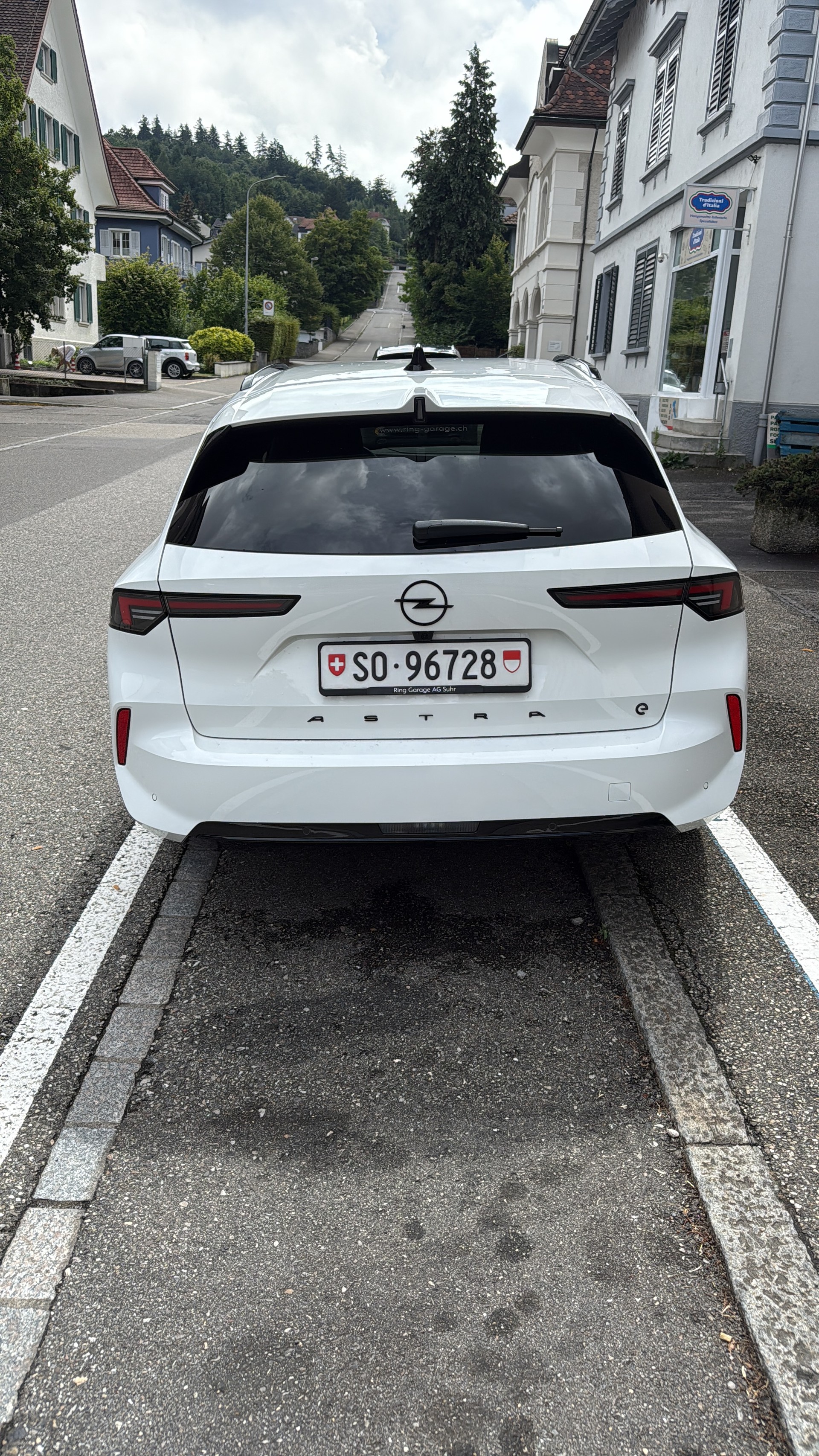 OPEL Astra Electric Sports Tourer Swiss Plus-image-2
