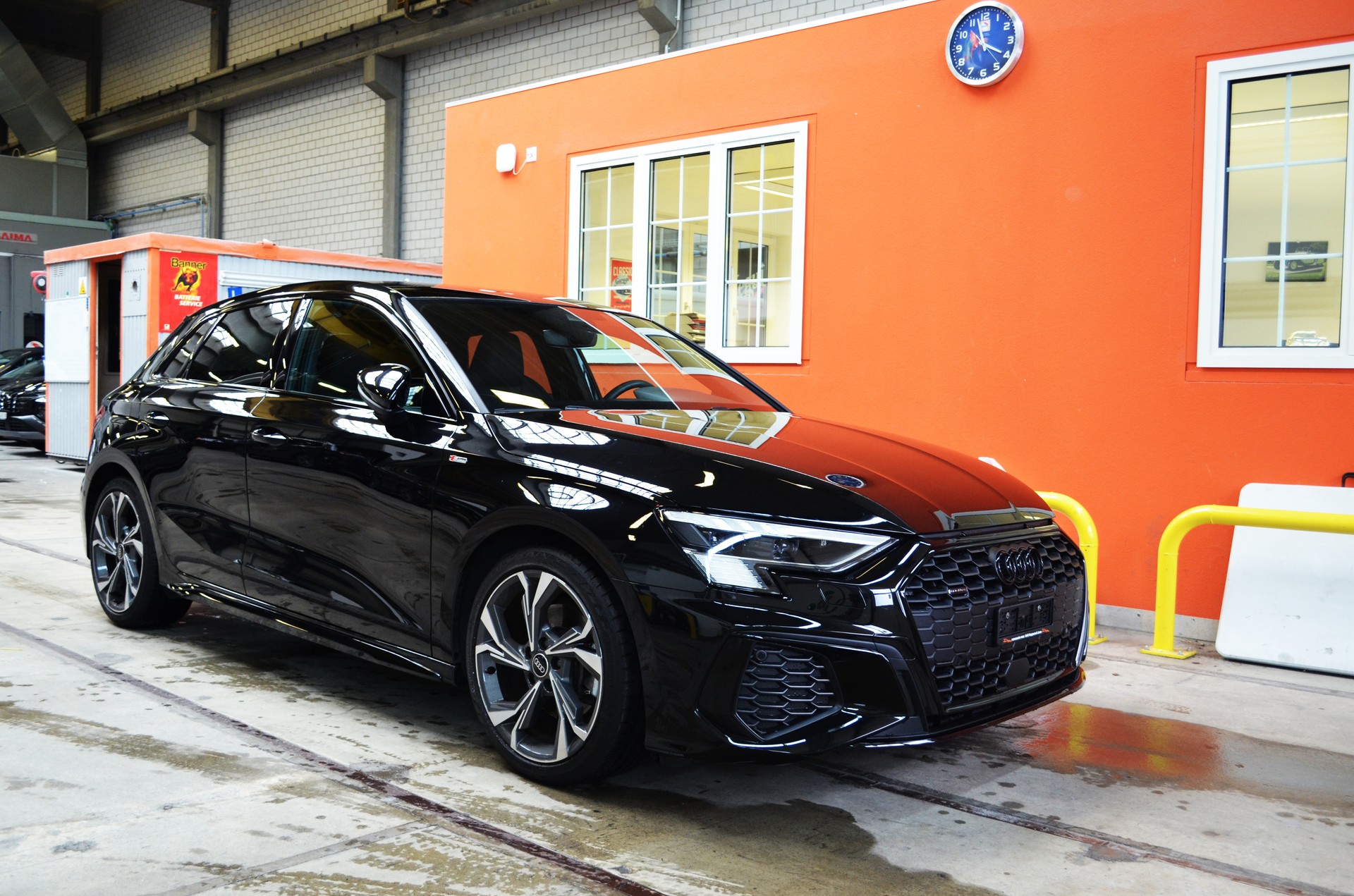 AUDI A3 Sportback 40 TFSI S line quattro S-tronic-image-0