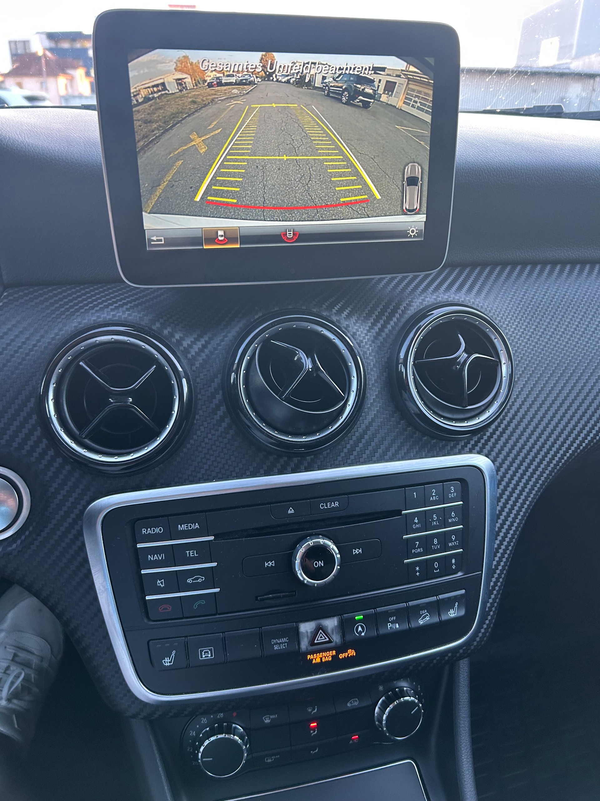 MERCEDES-BENZ GLA 200 d Swiss Star Edition 4Matic 7G-DCT-image-1