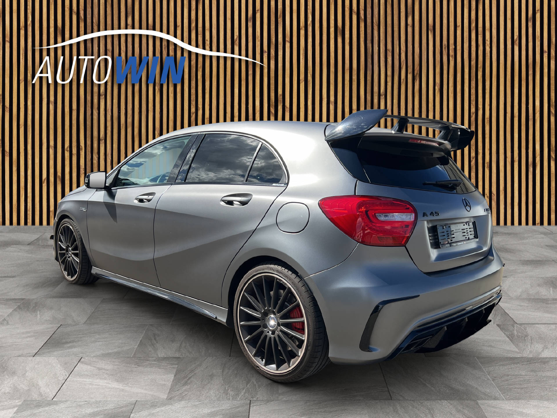 MERCEDES-BENZ A 45 AMG 4m-image-3