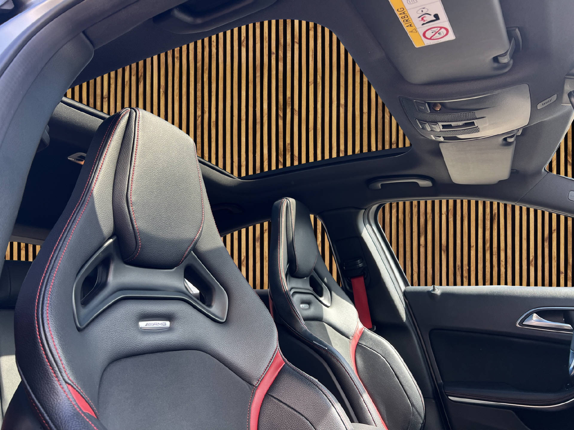 MERCEDES-BENZ A 45 AMG 4m-image-15