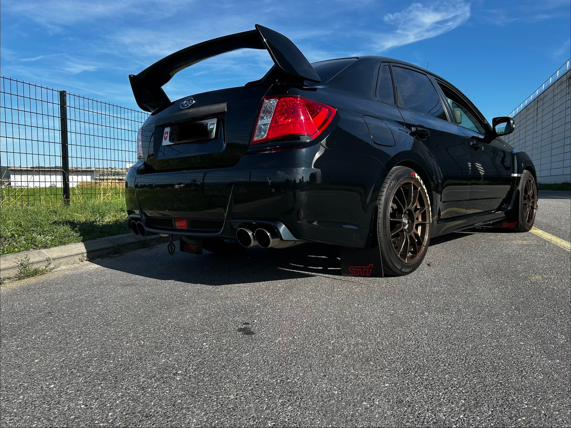 SUBARU 2.5 T Sport-image-3