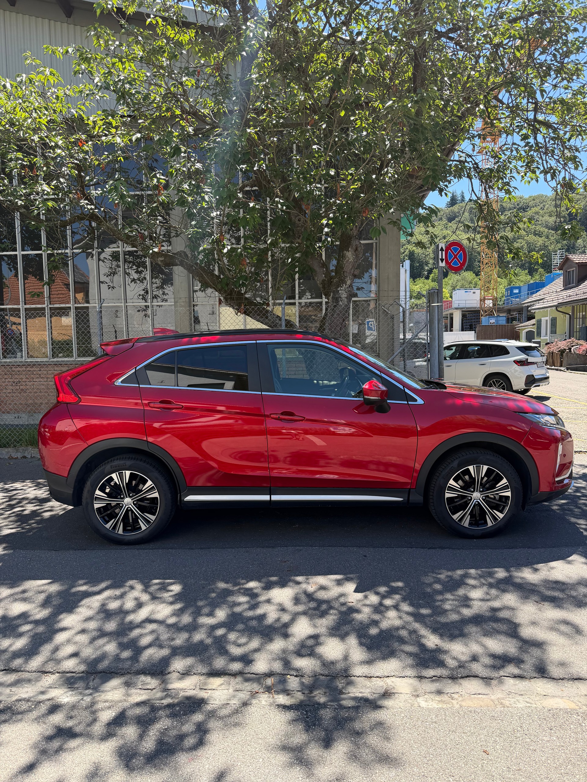 MITSUBISHI Eclipse Cross 1.5 T-Mivec Diamond Black Line 4WD CVT-image-3