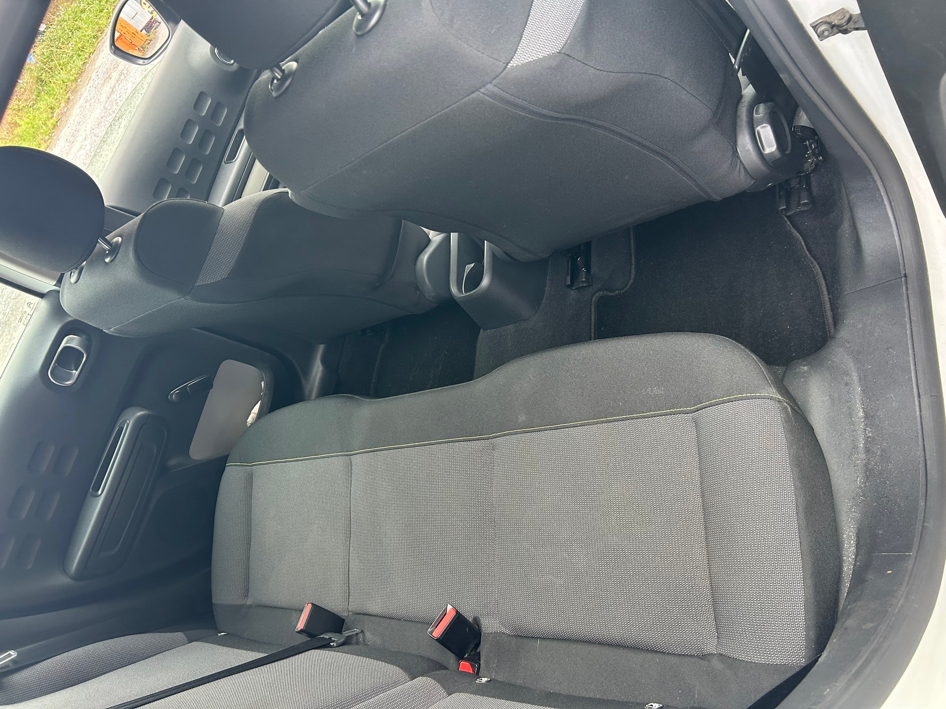 CITROEN C3 1.2i PureTech Feel-image-4