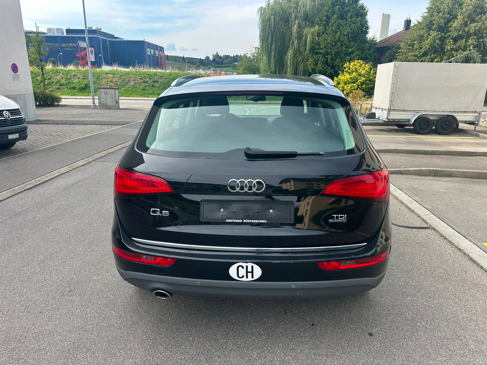 AUDI Q5 2.0 TDI quattro S-tronic-image-3