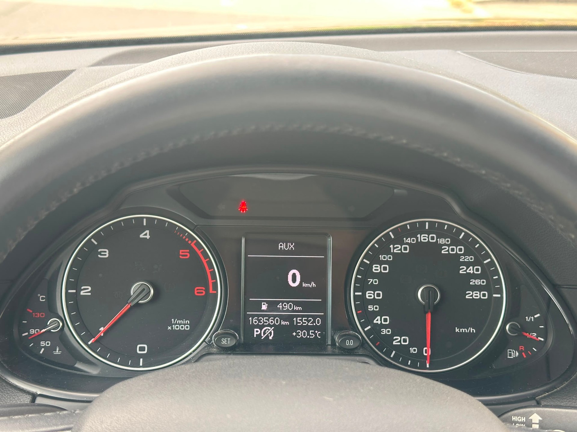 AUDI Q5 2.0 TDI quattro S-tronic-image-6