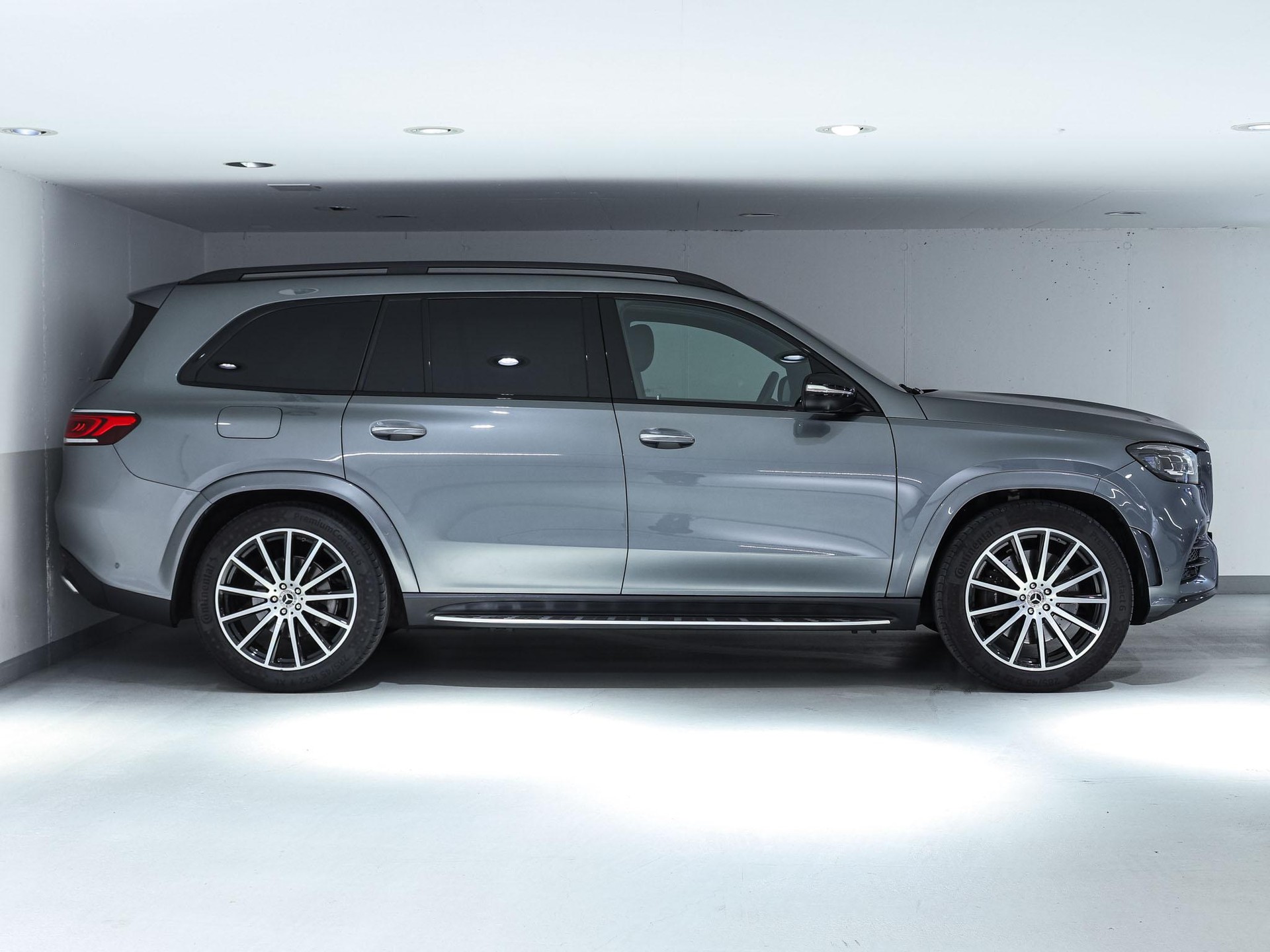MERCEDES-BENZ GLS 400 d 4MATIC-image-1