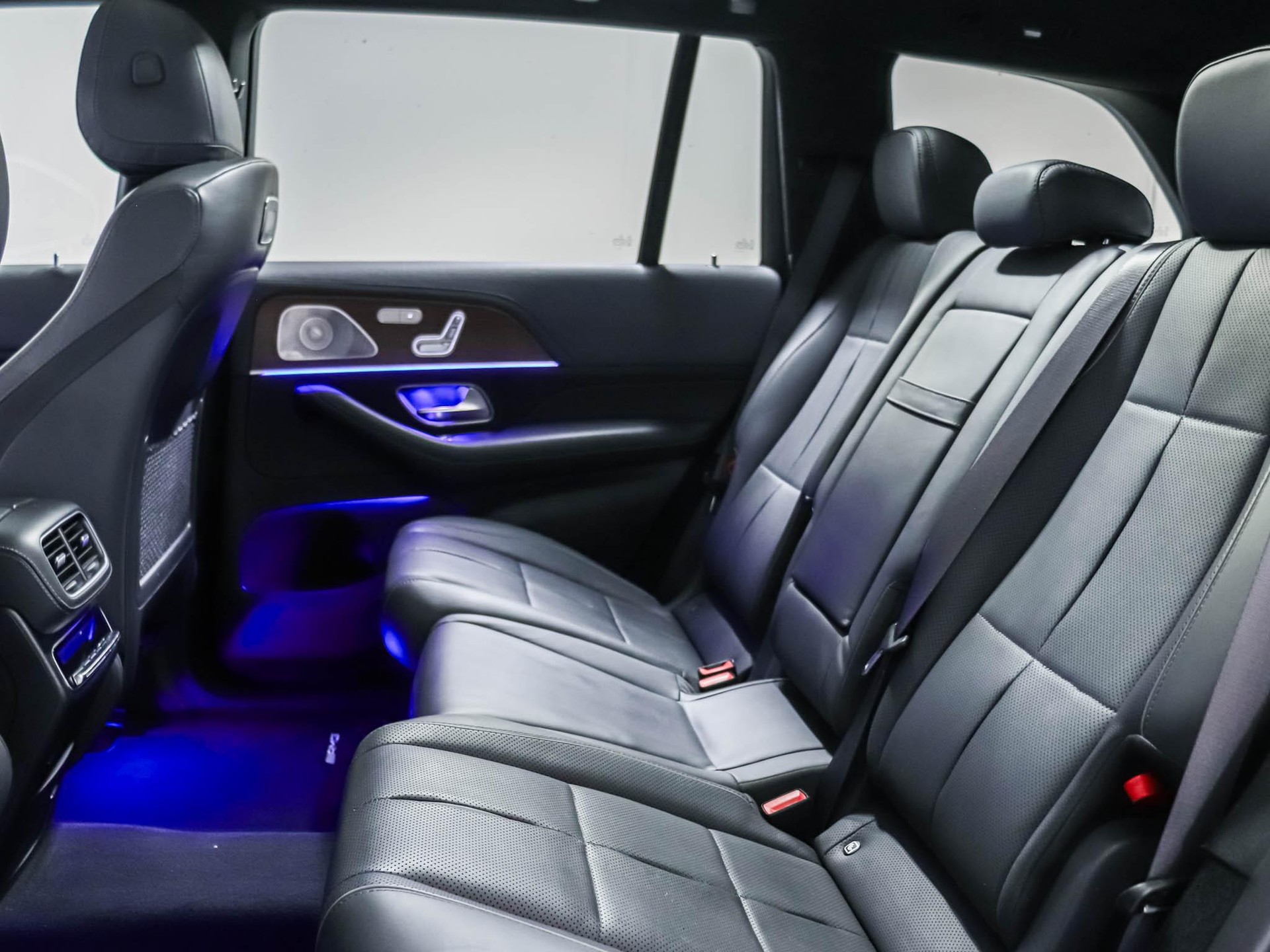 MERCEDES-BENZ GLS 400 d 4MATIC-image-7