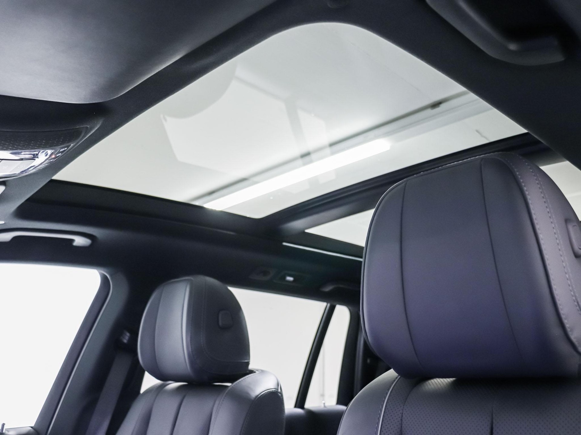 MERCEDES-BENZ GLS 400 d 4MATIC-image-8