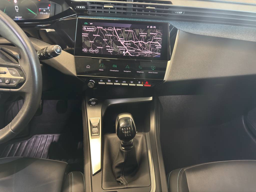 PEUGEOT 308 1.2 Pure Tech Allure Pack // Pack Drive Assist Plus / Caméra recul / Navigation DAB+-image-6