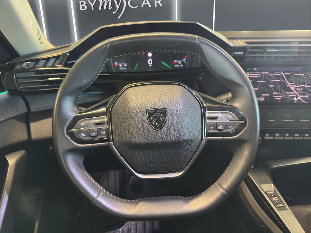 PEUGEOT 308 1.2 Pure Tech Allure Pack // Pack Drive Assist Plus / Caméra recul / Navigation DAB+-image-13