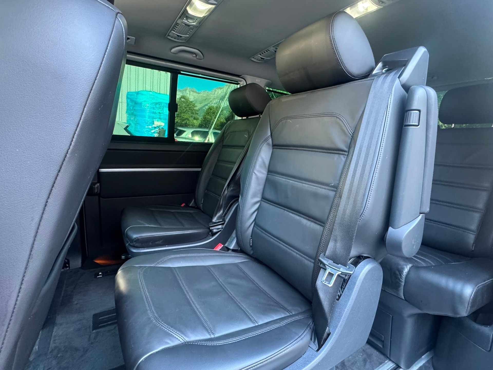 VW T6 Multivan 2.0 TDI Highline DSG-image-12