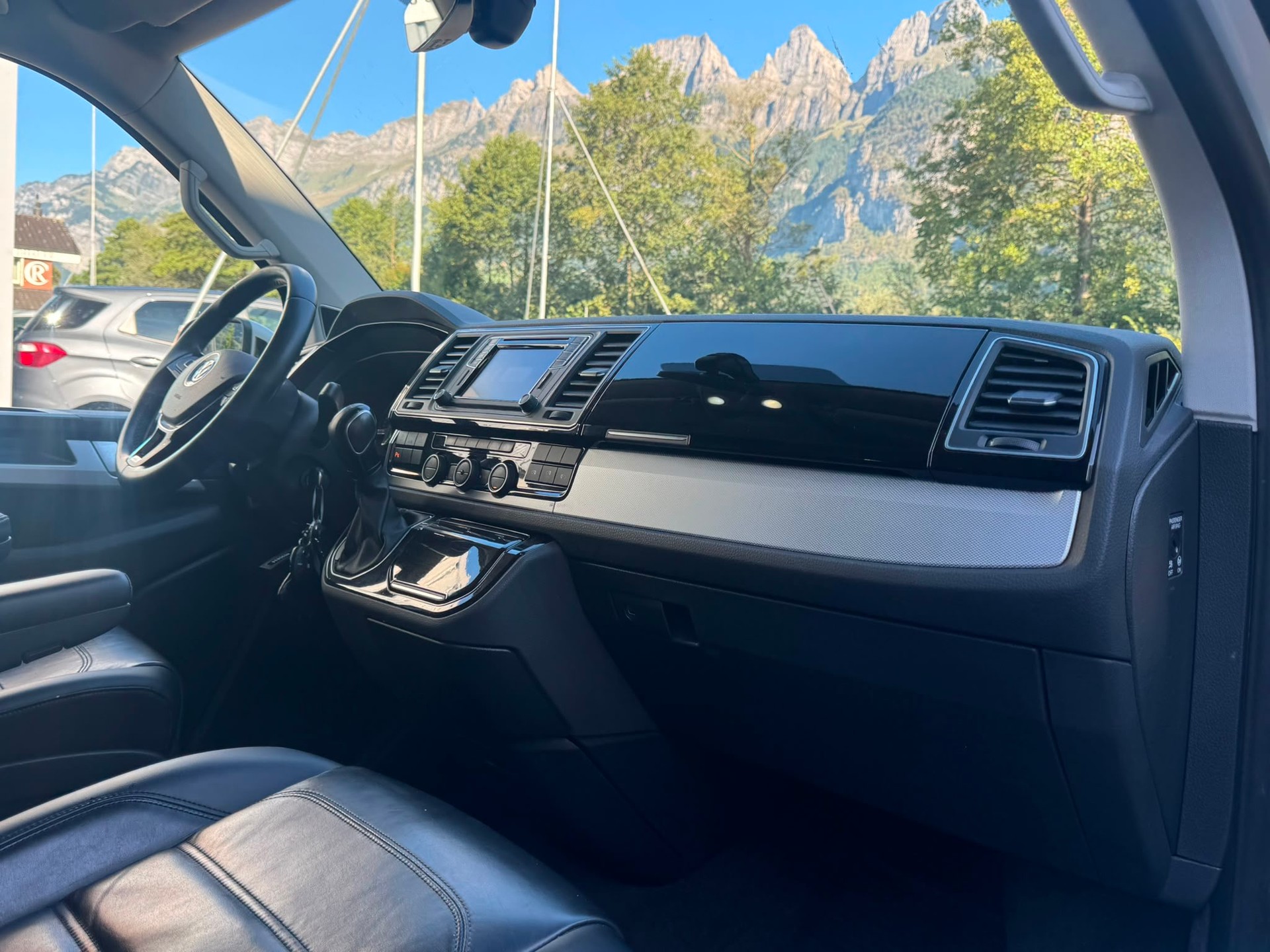 VW T6 Multivan 2.0 TDI Highline DSG-image-4