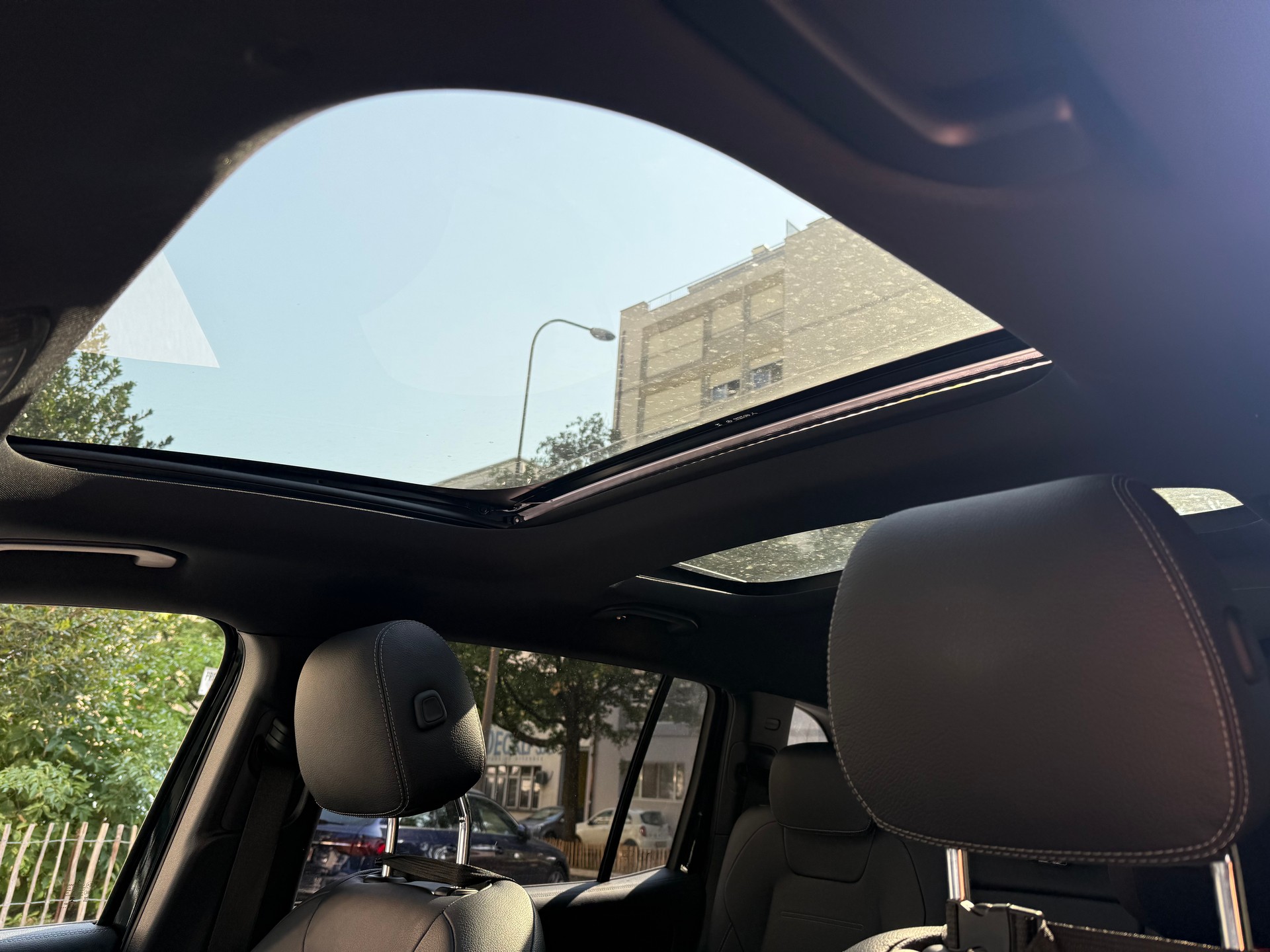 MERCEDES-BENZ EQB 350 AMG Line 4matic-image-11