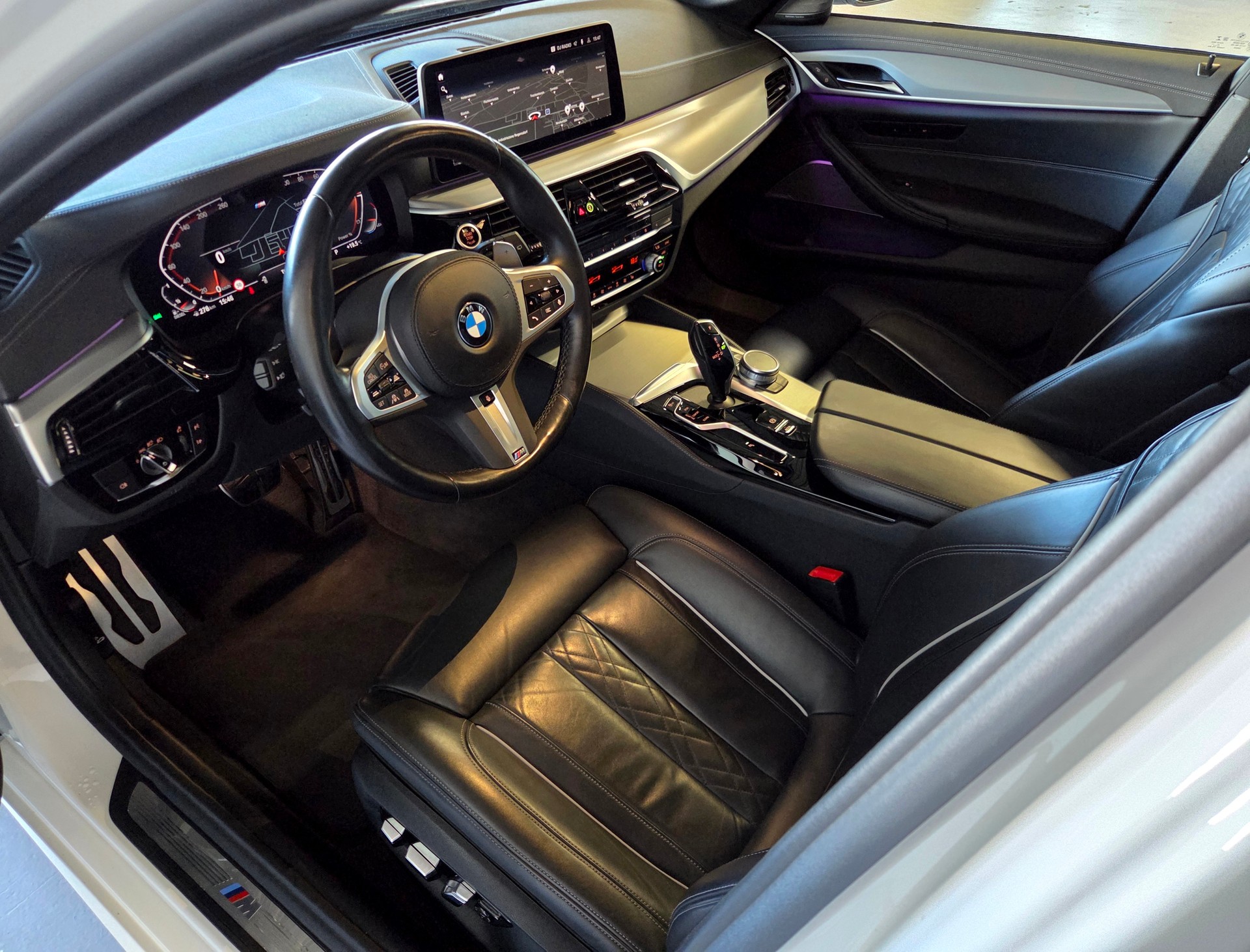 BMW 530d xDrive M-Sport Touring-image-3