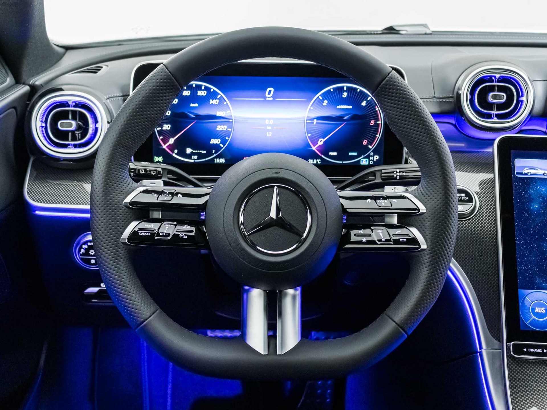 MERCEDES-BENZ C 220 d 4MATIC T-Modell Swiss Star-image-9