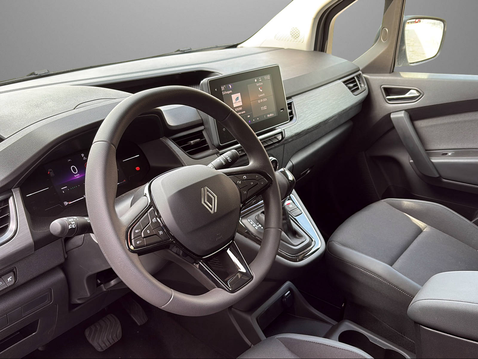 RENAULT equilibre 1.3 TCe 130 PF EDC // DISABILI-image-7