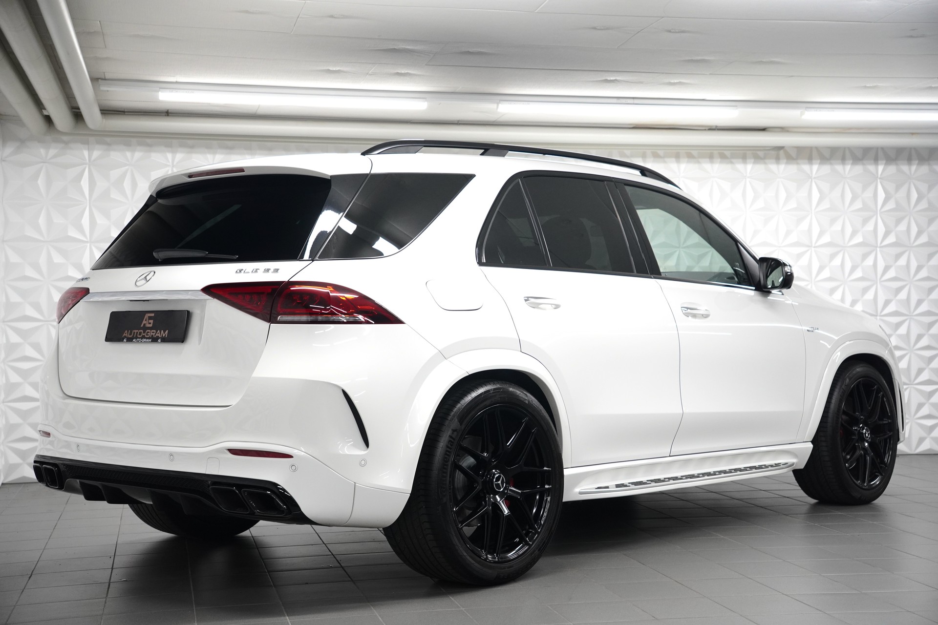 MERCEDES-BENZ GLE 53 AMG 4Matic+ 9G-Speedshift-image-4