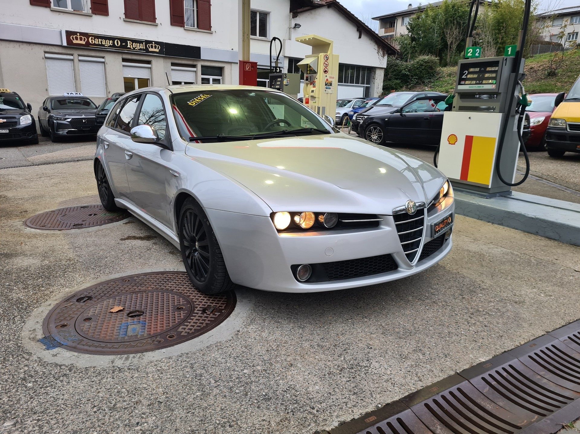 ALFA ROMEO 159 Sportwagon 1.9 JTD Lusso Limited Edition-image-5