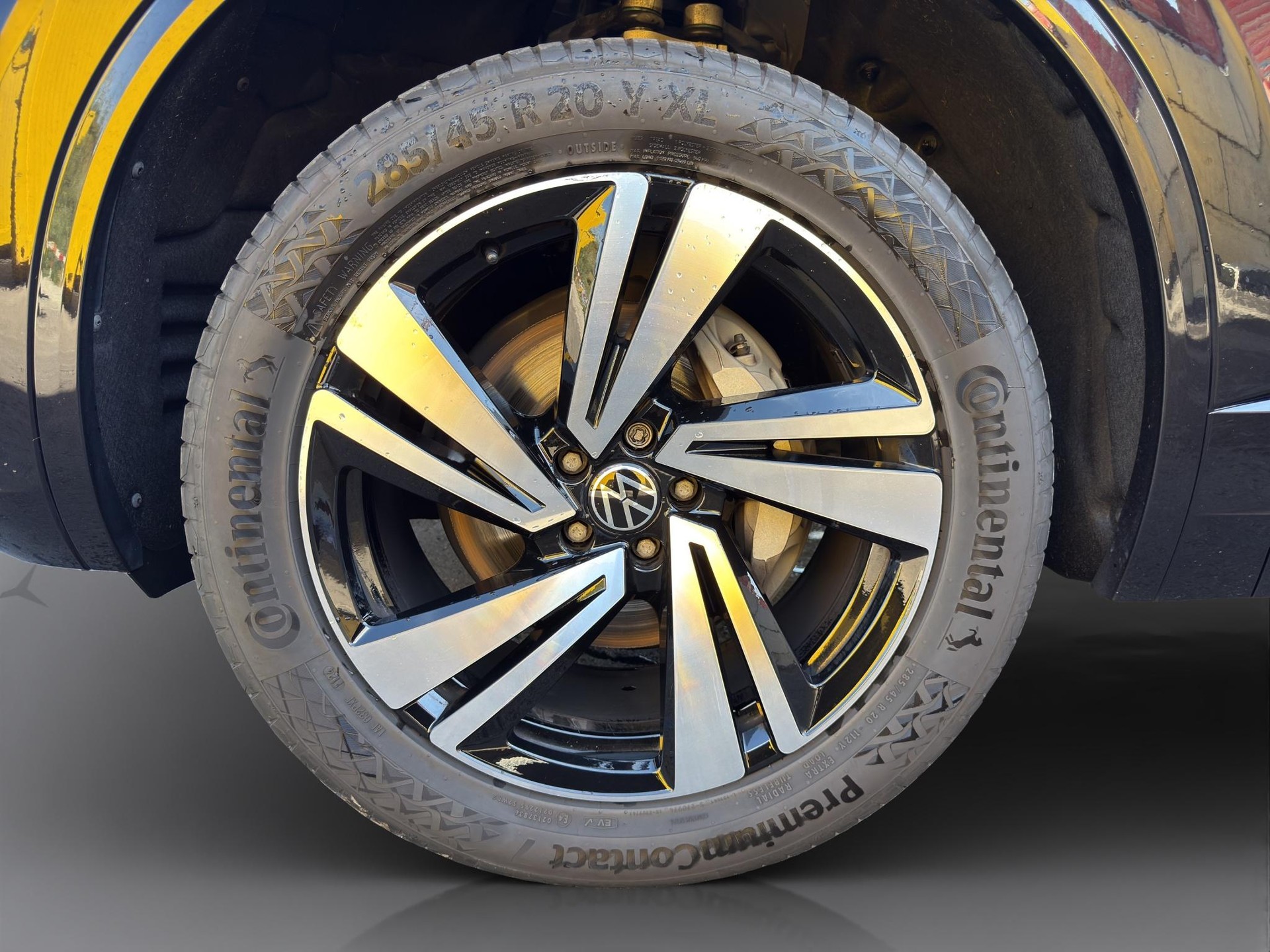VW Touareg 3.0 V6 TDI 286 R-Line-image-19