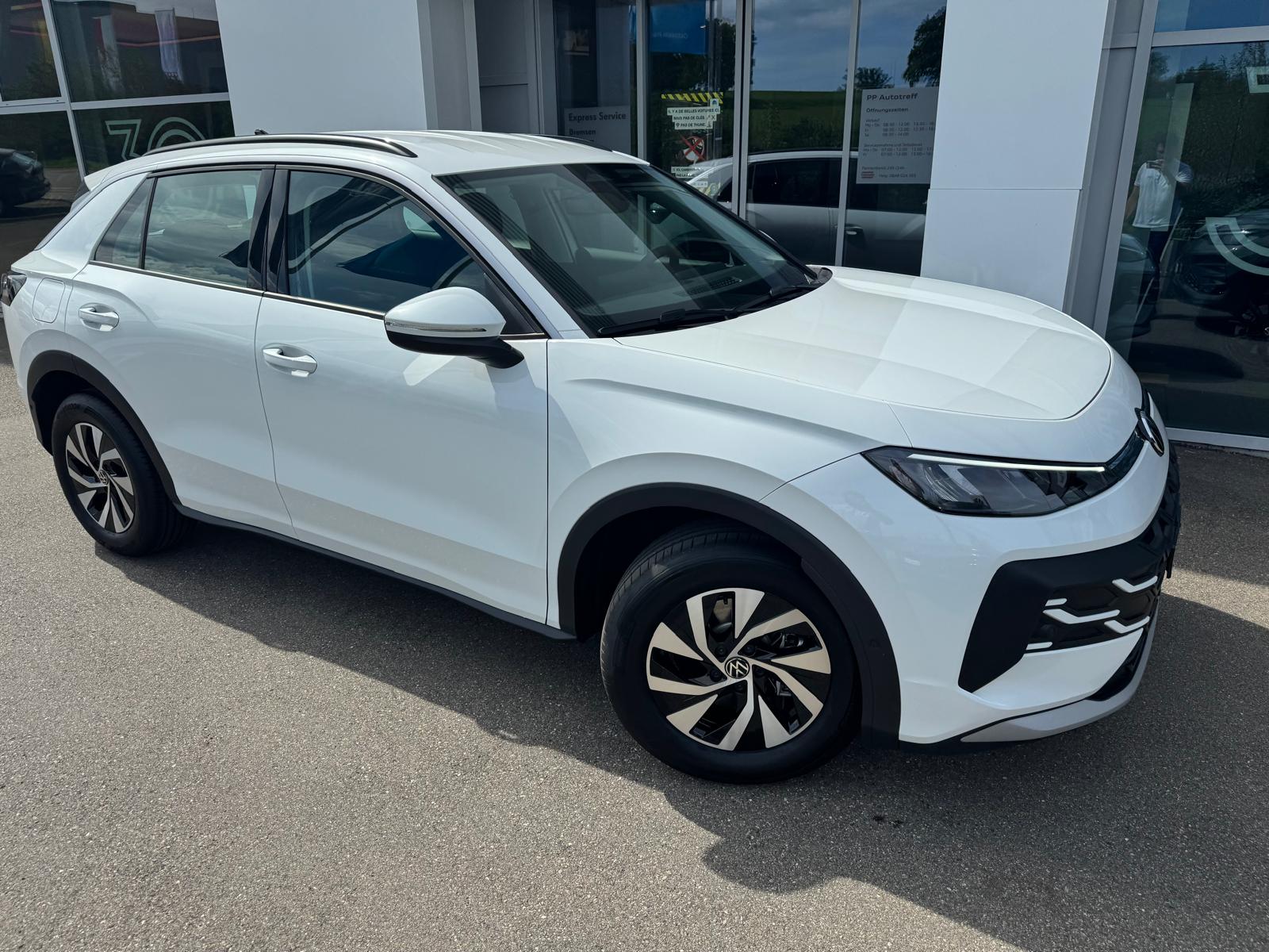 VW T-Roc 1.5 eTSI mHEV Trend DSG-image-1