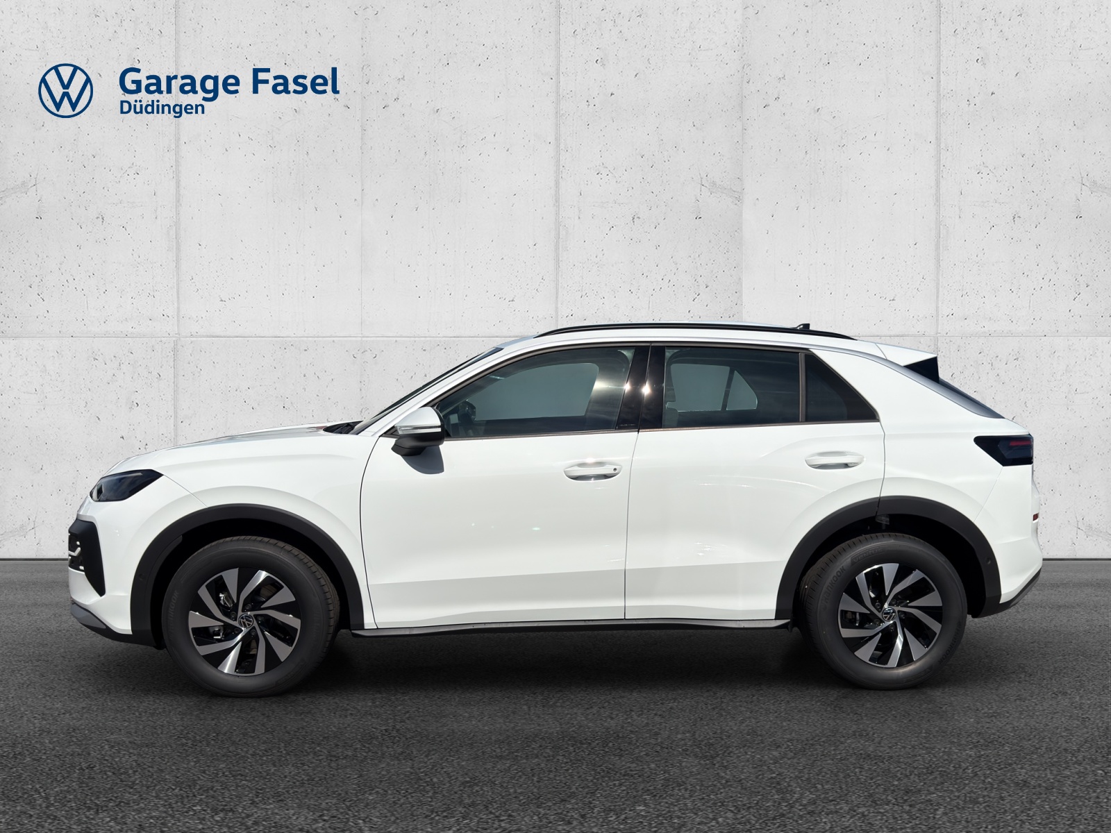 VW T-Roc 1.5 eTSI mHEV Trend DSG-showroom-element-1