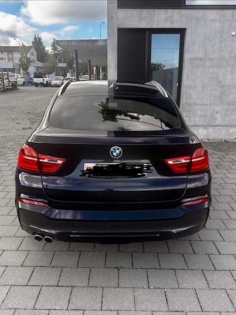 BMW 30d xDrive SAG-image-2