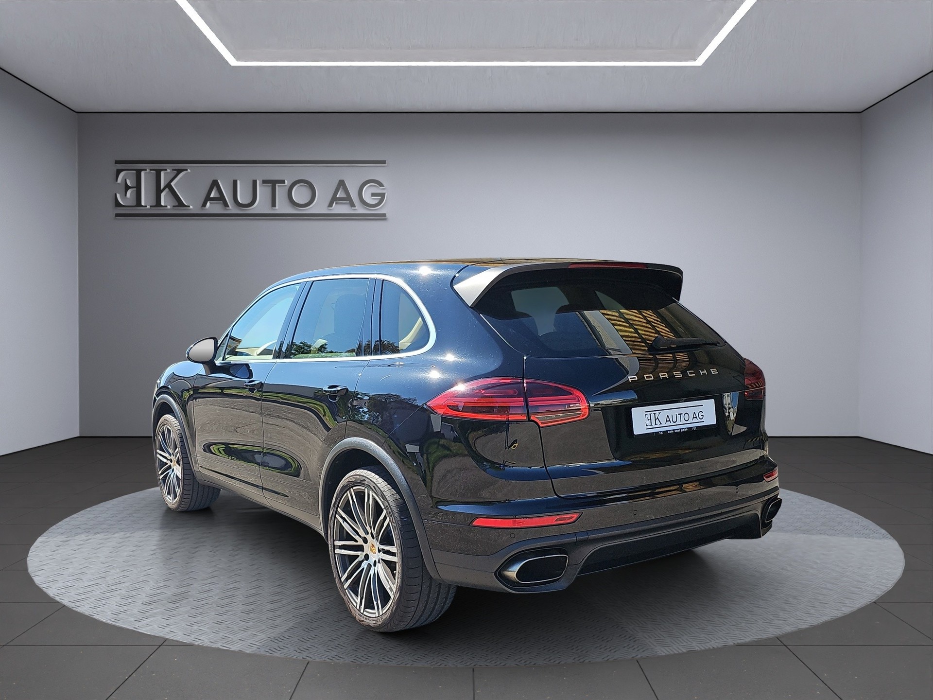 PORSCHE Cayenne Diesel-image-2