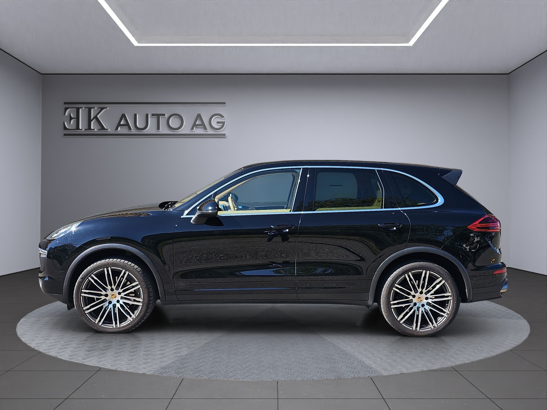 PORSCHE Cayenne Diesel-image-1
