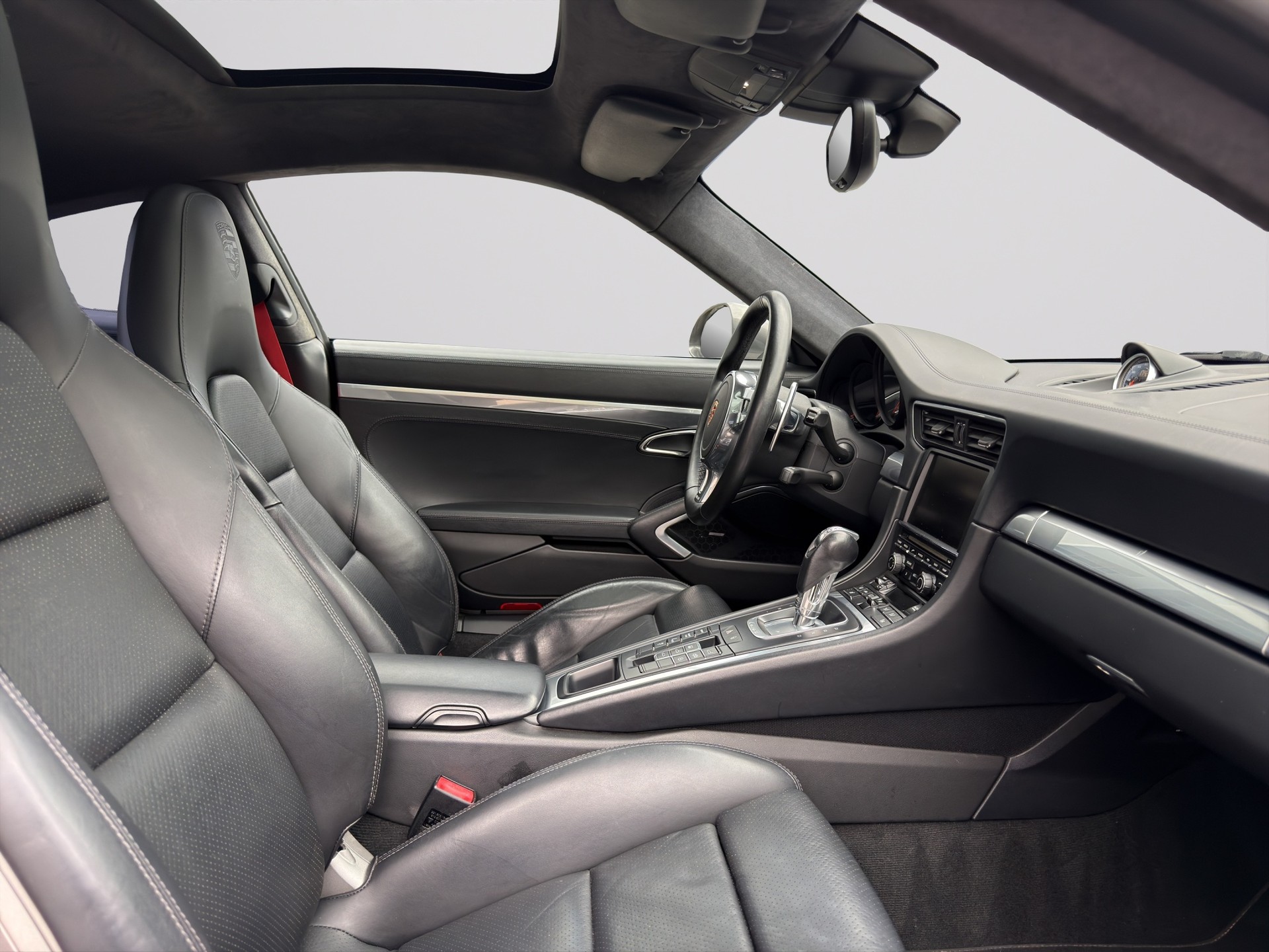 PORSCHE 911 Carrera 4S PDK-image-16