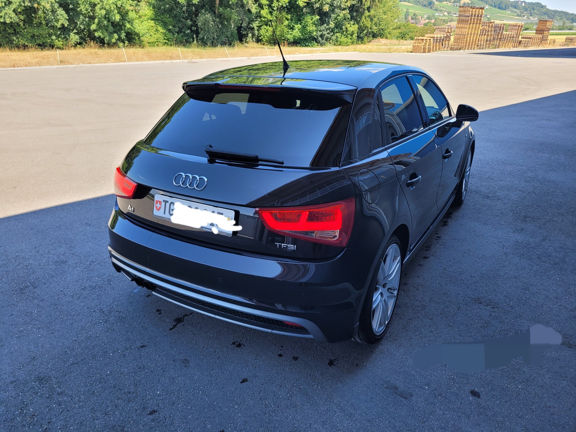 AUDI 1.4 TFSI Ambition S-Tronic-image-2