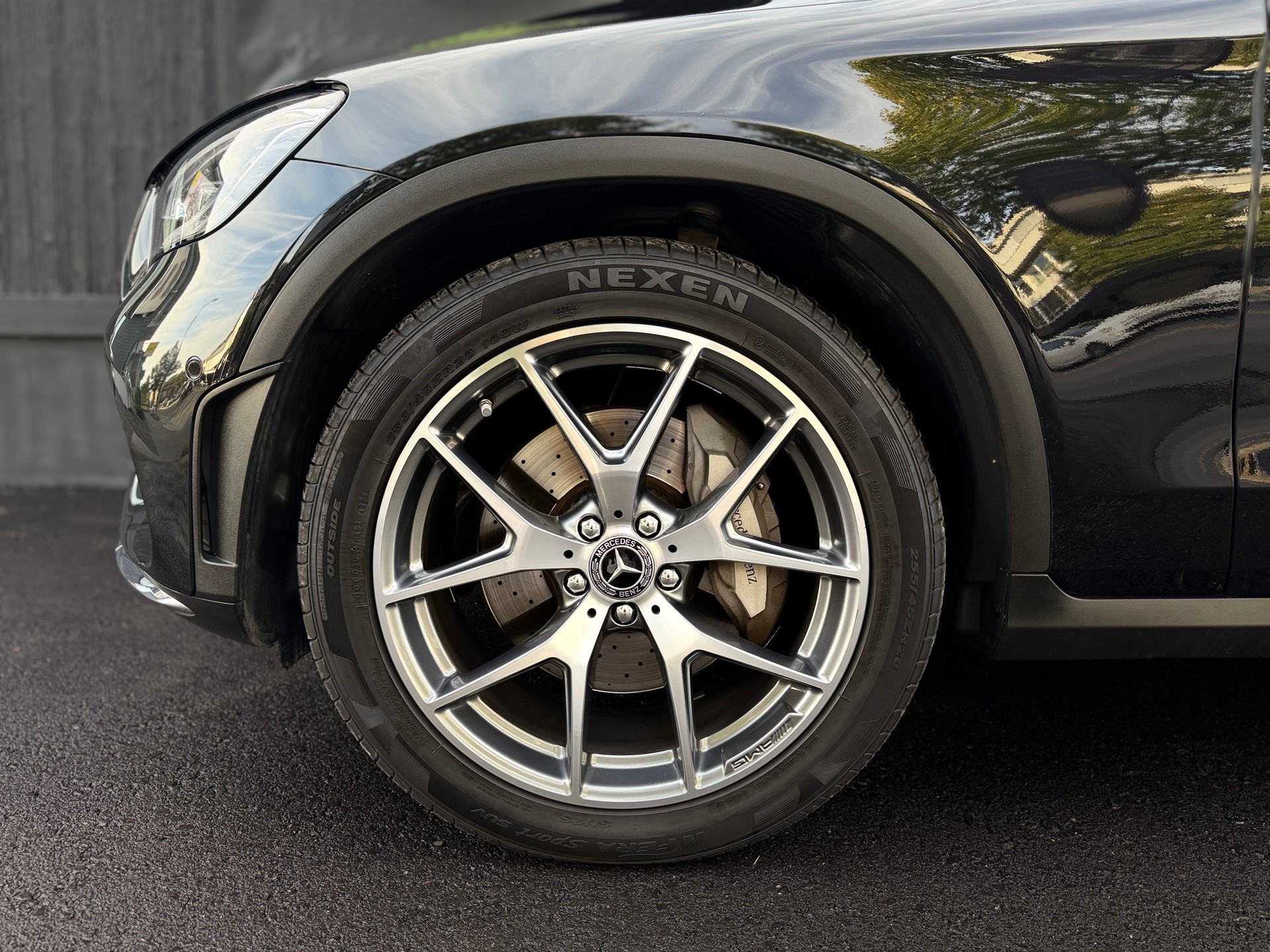 MERCEDES-BENZ GLC 300 d AMG Line 4Matic 9G-Tronic-image-1