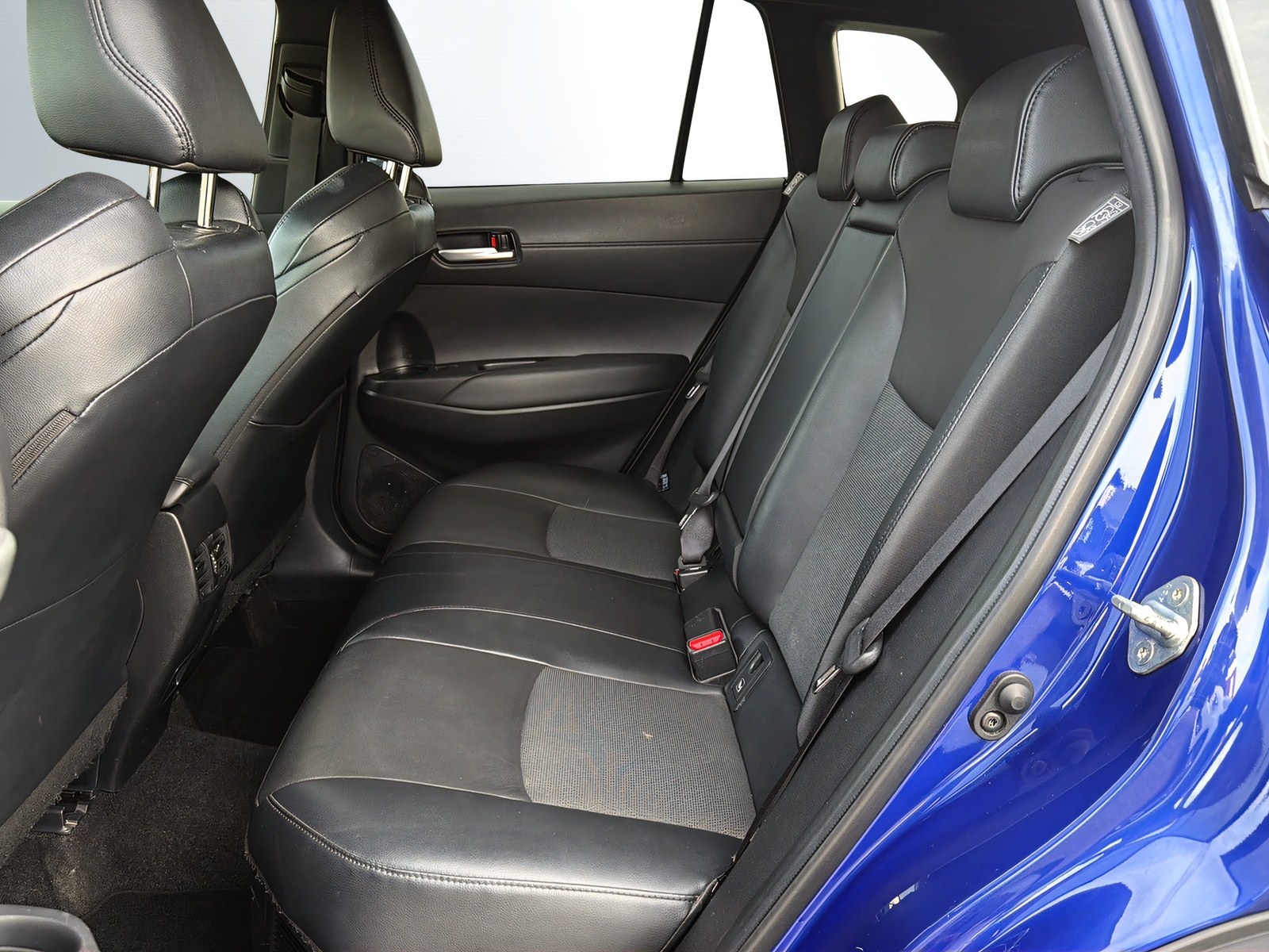TOYOTA Corolla Cross 2.0 4WD Trend e-CVT-image-7