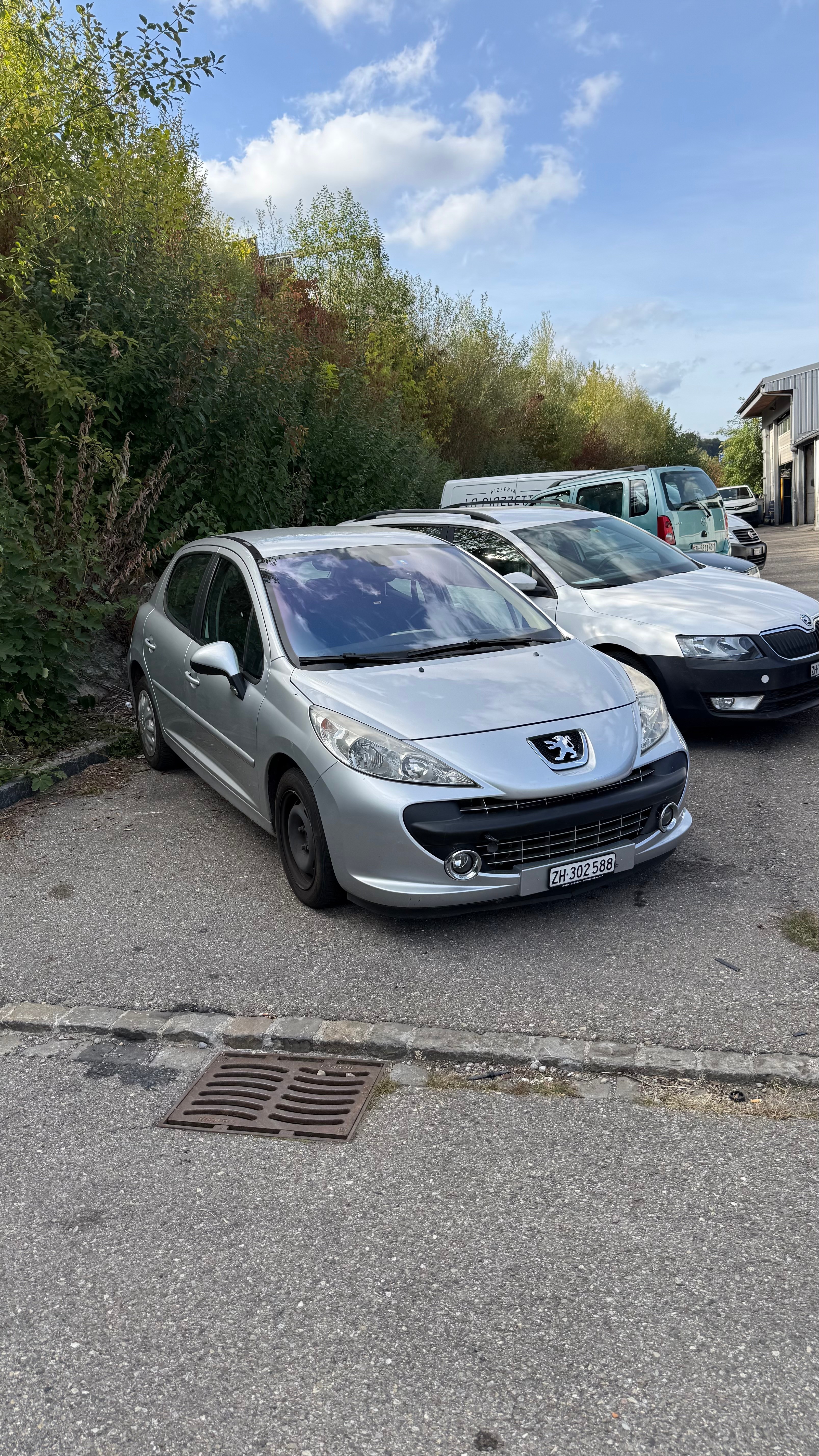Car photo