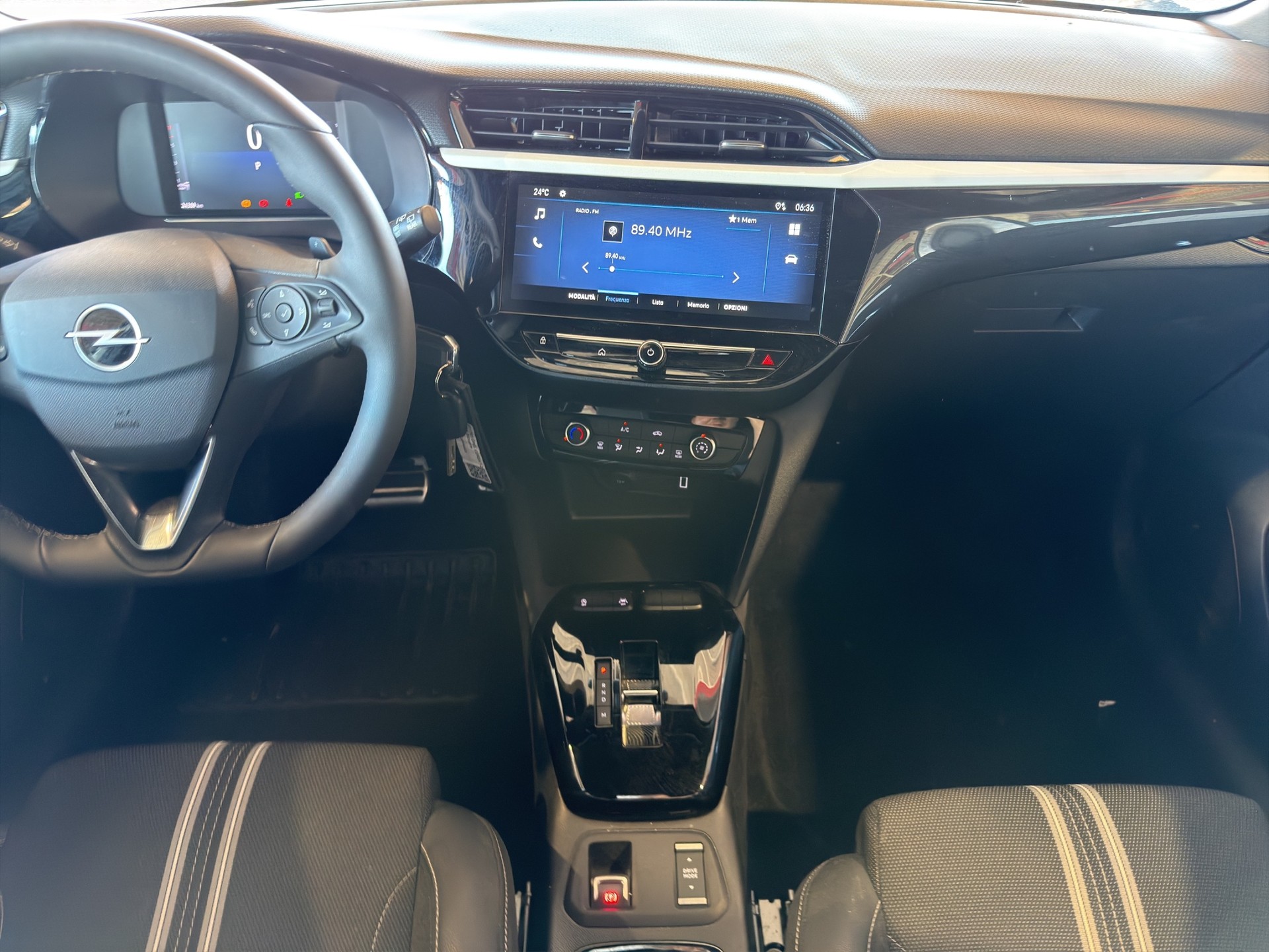 OPEL Corsa 1.2 T GS-image-19