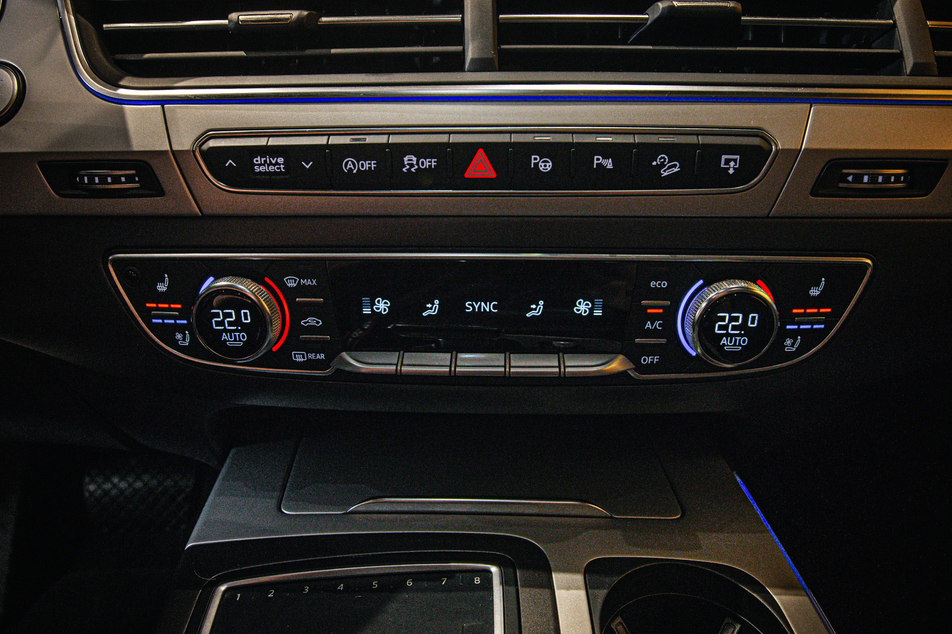 AUDI Q7 3.0 TDI ultra quattro tiptronic-image-19
