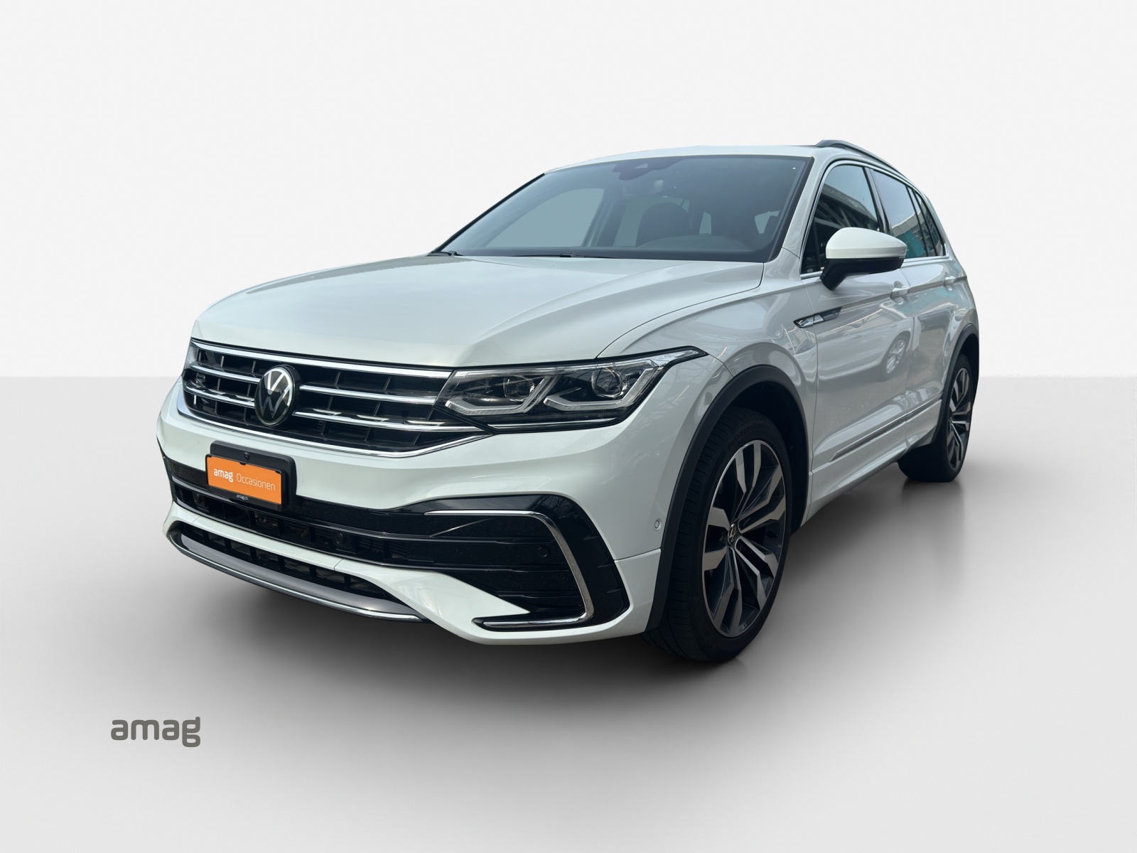 VW Tiguan 2.0TSI R-Line 4Motion DSG-image-0