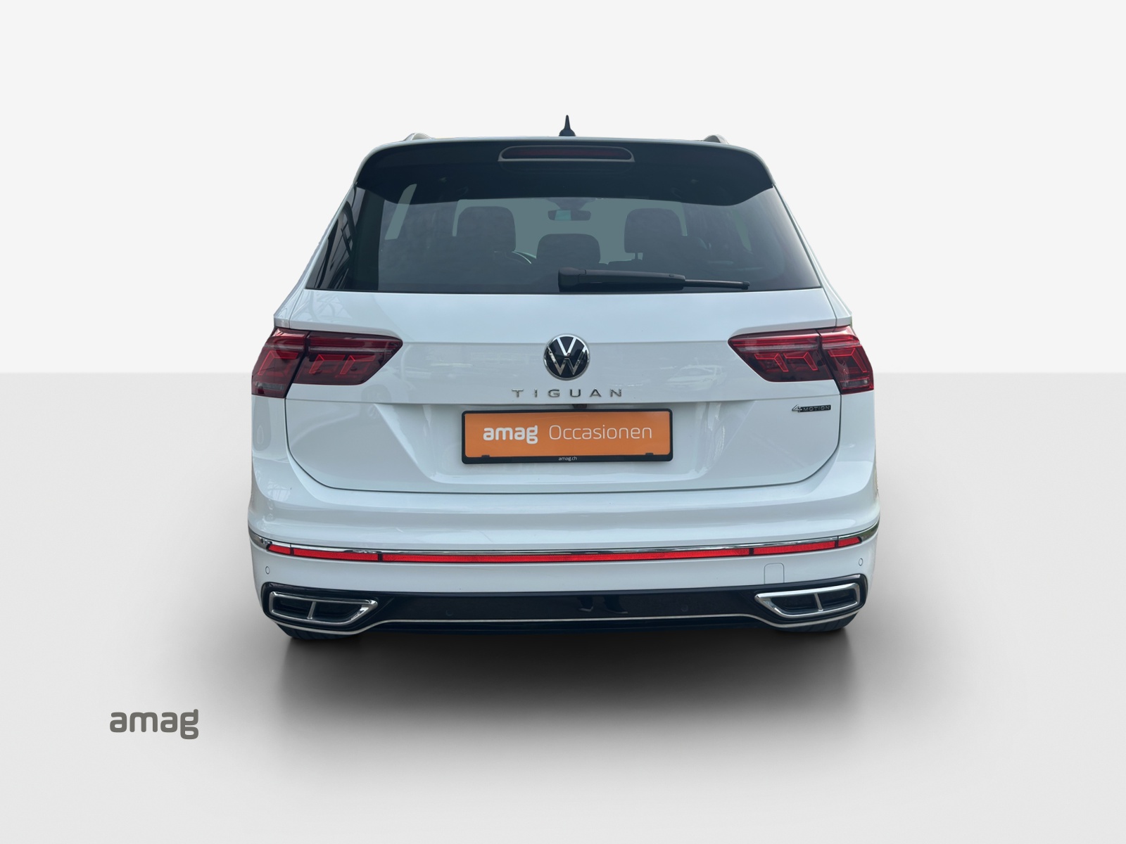 VW Tiguan 2.0TSI R-Line 4Motion DSG-image-3