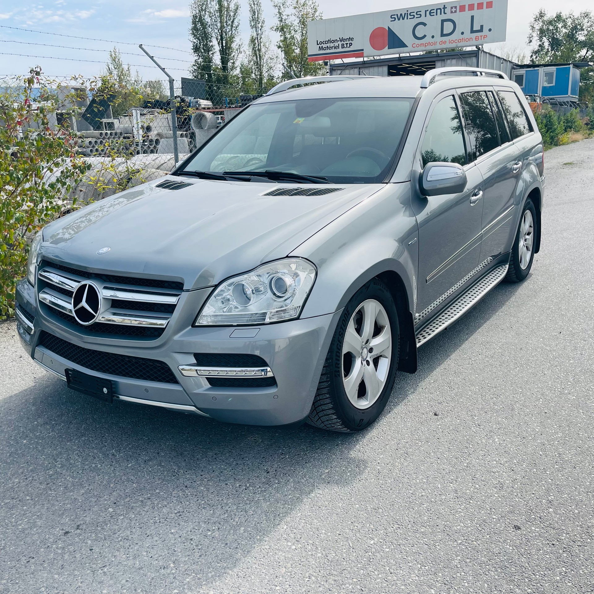 MERCEDES-BENZ GL 350 BlueTEC 4Matic 7G-TRONIC-image-2