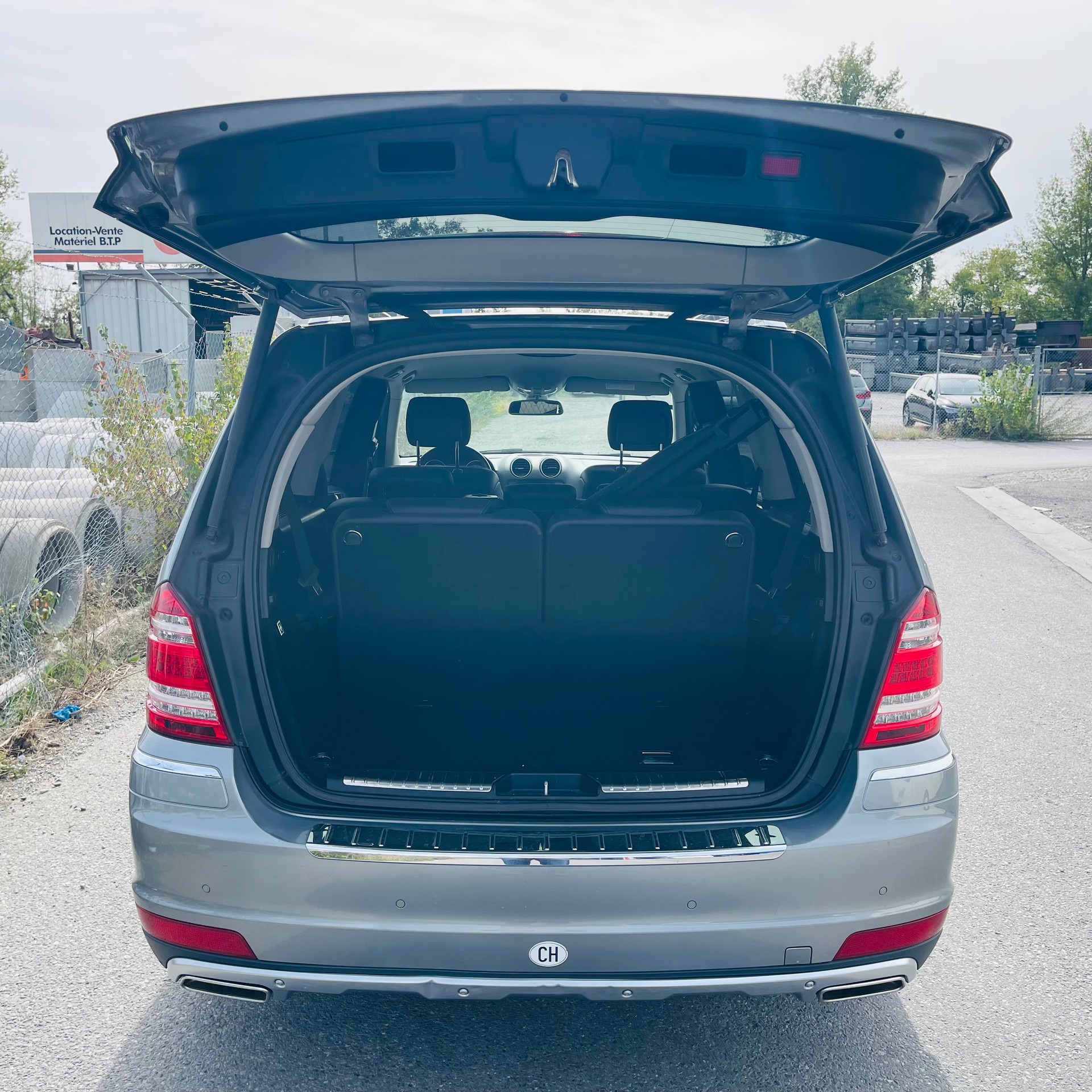 MERCEDES-BENZ GL 350 BlueTEC 4Matic 7G-TRONIC-image-8