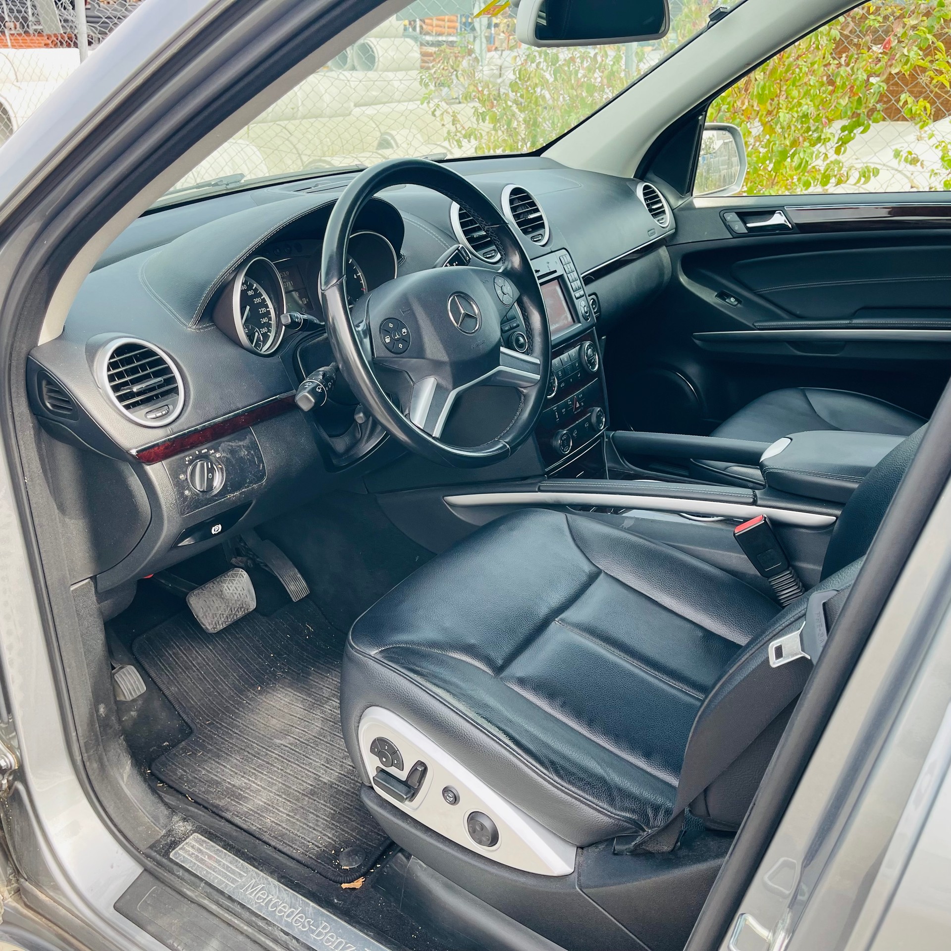 MERCEDES-BENZ GL 350 BlueTEC 4Matic 7G-TRONIC-image-10