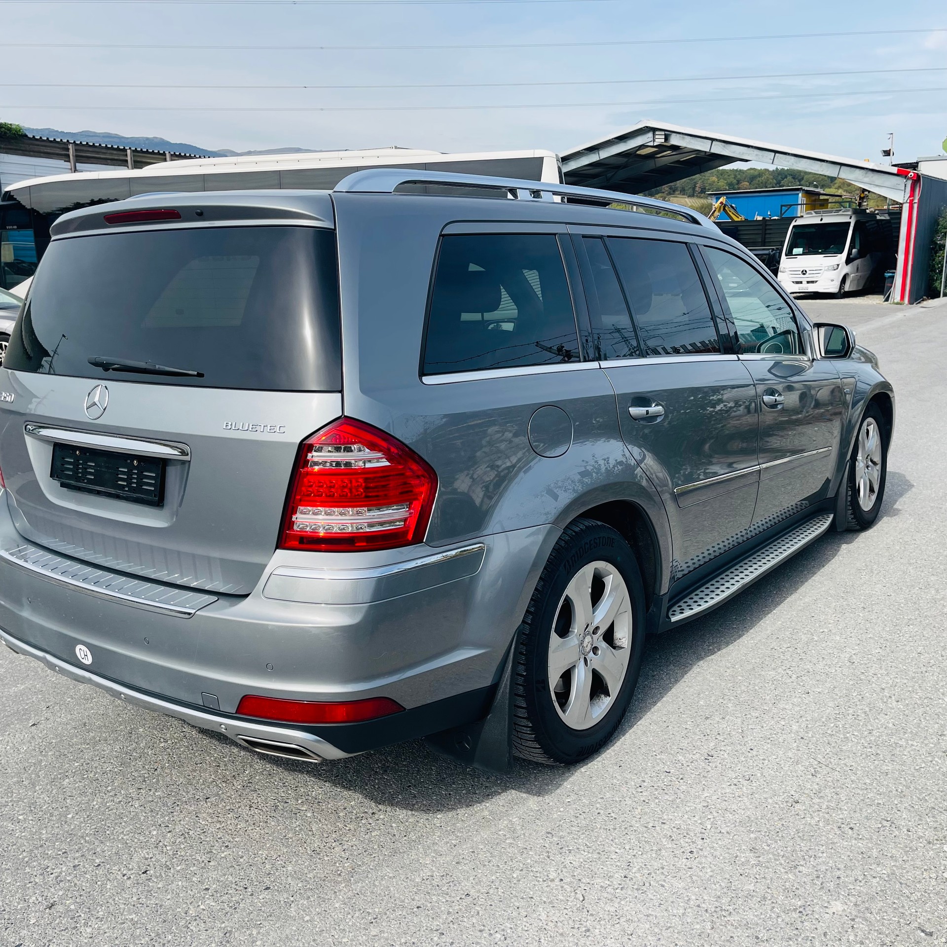 MERCEDES-BENZ GL 350 BlueTEC 4Matic 7G-TRONIC-image-3