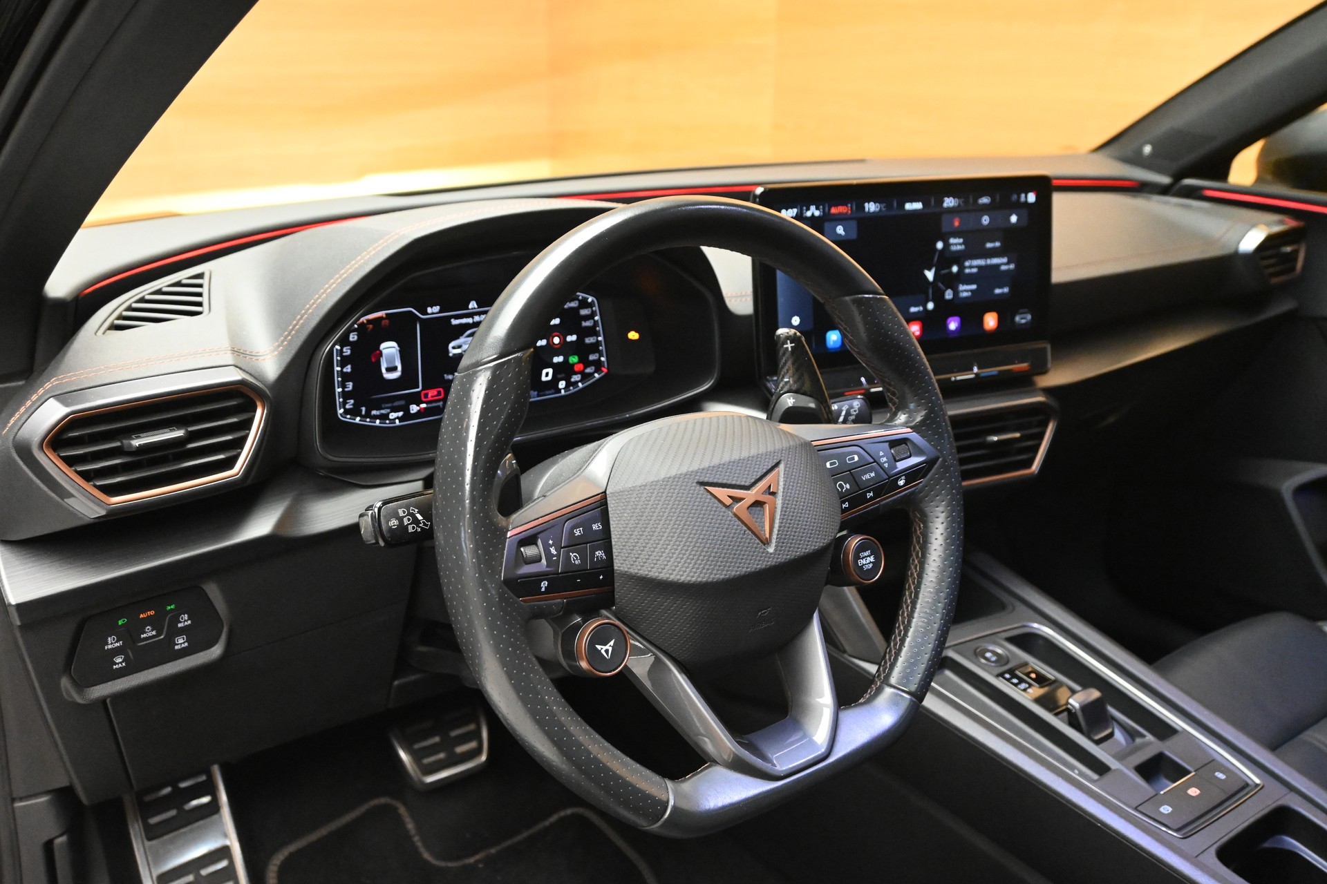 CUPRA LEON ST 2.0 TSI VZ DSG 4Drive-image-7